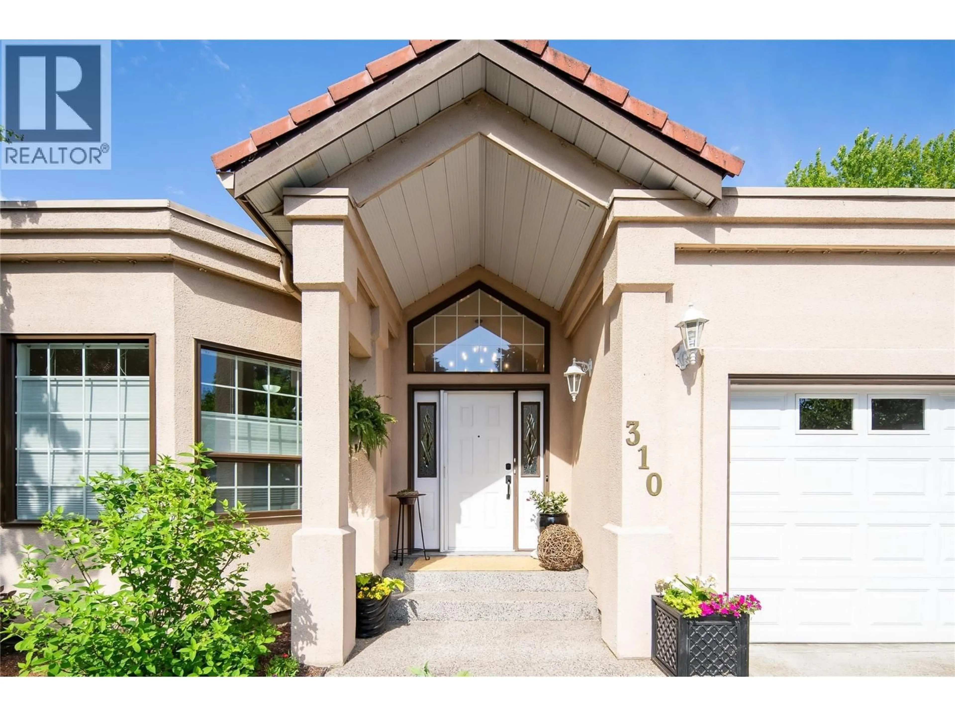 Indoor entryway for 310 - 650 LEXINGTON DRIVE, Kelowna British Columbia V1W3G4