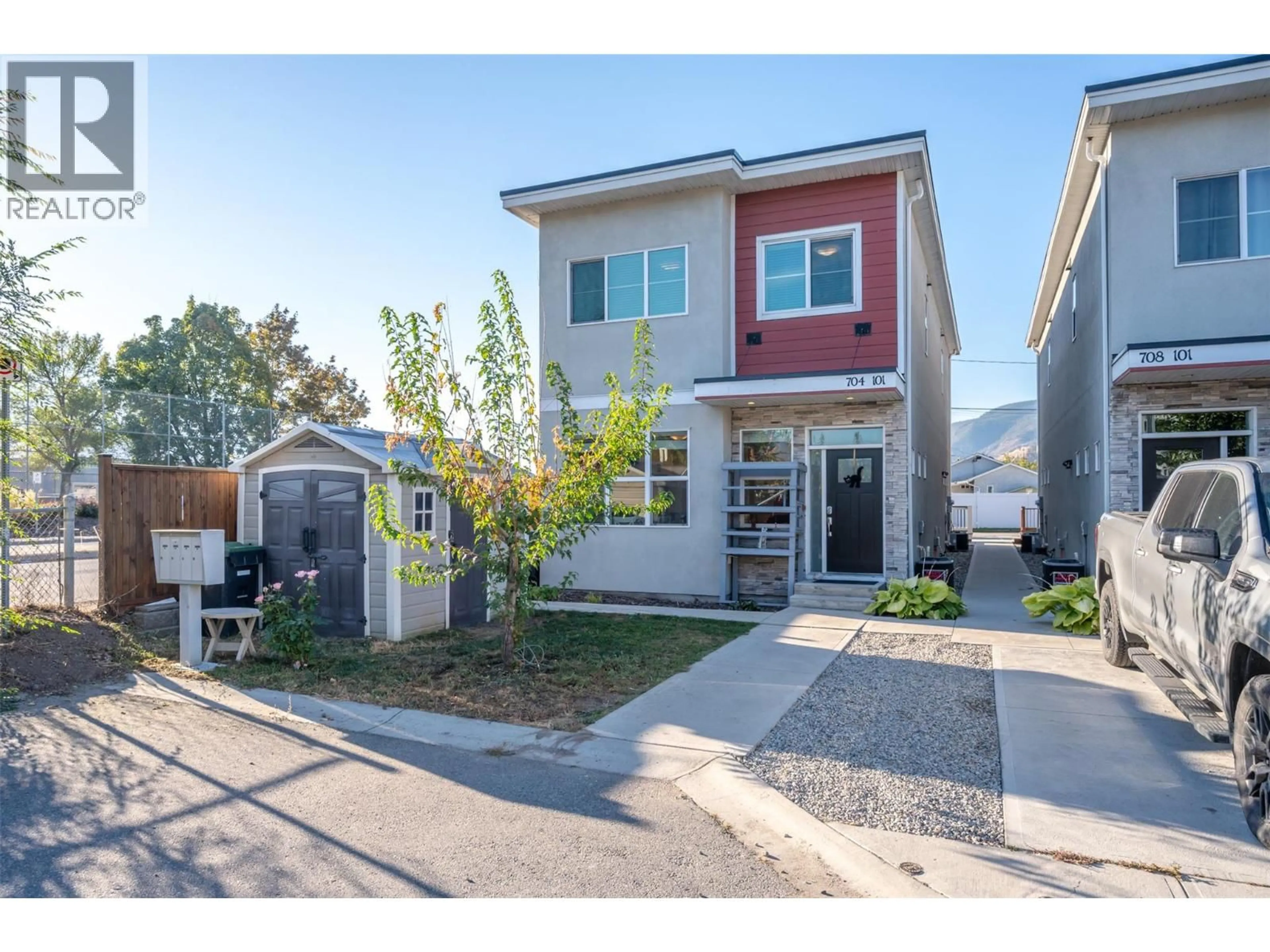 Home with brick exterior material, street for 101 - 704 REVELSTOKE AVENUE, Penticton British Columbia V2A2J2