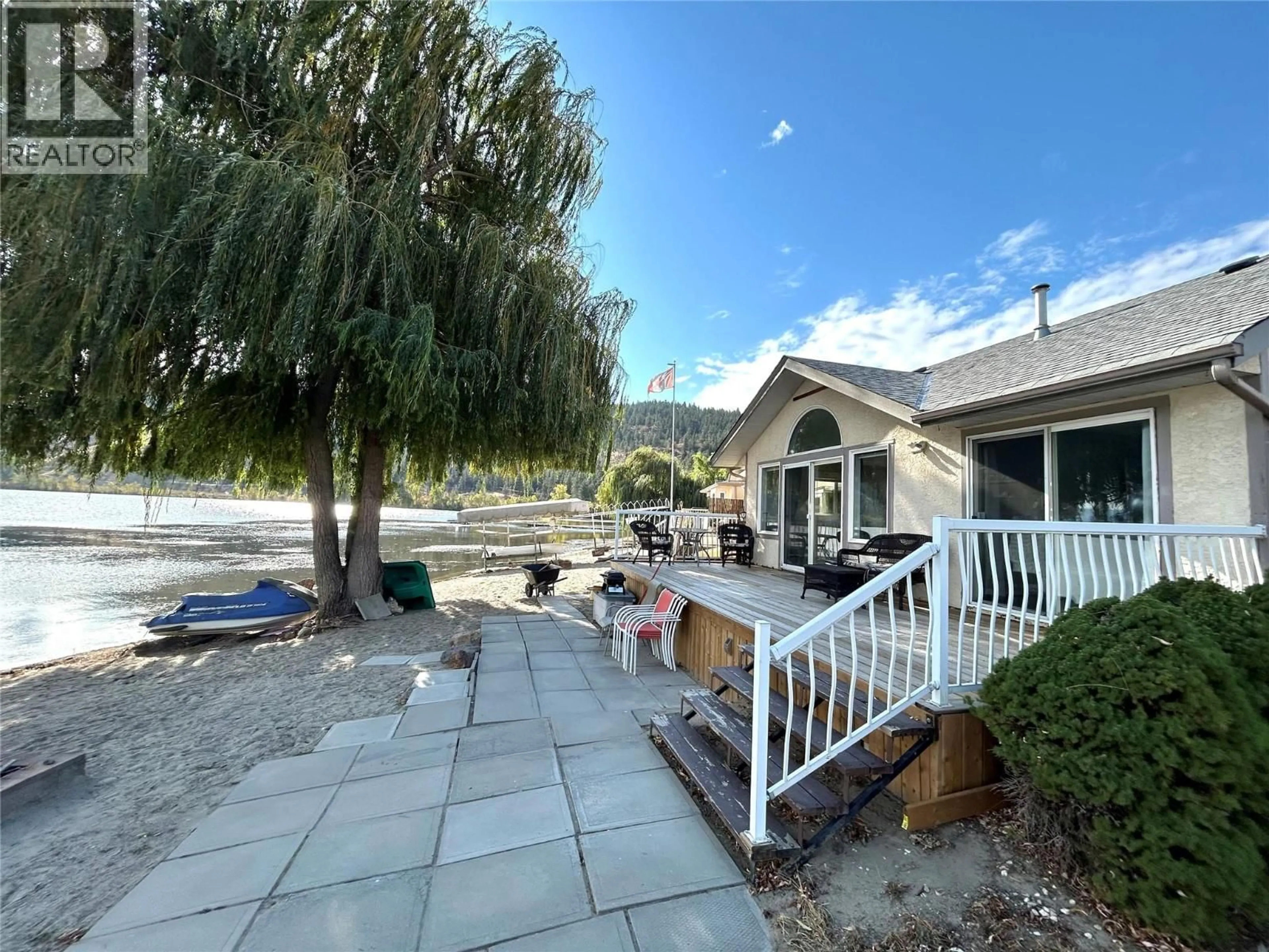 Patio, water/lake/river/ocean view for 54 - 7841 97 HIGHWAY, Kelowna British Columbia V4V1E7
