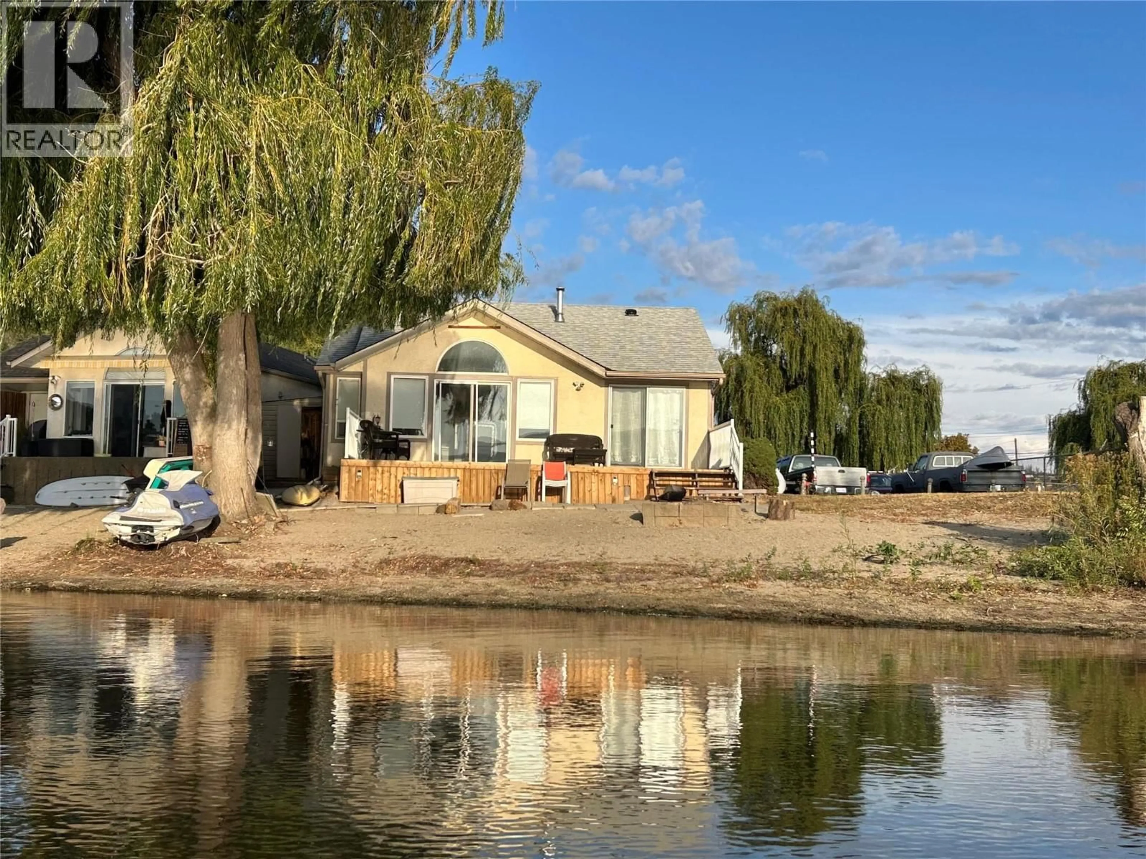 A pic from outside/outdoor area/front of a property/back of a property/a pic from drone, water/lake/river/ocean view for 54 - 7841 97 HIGHWAY, Kelowna British Columbia V4V1E7