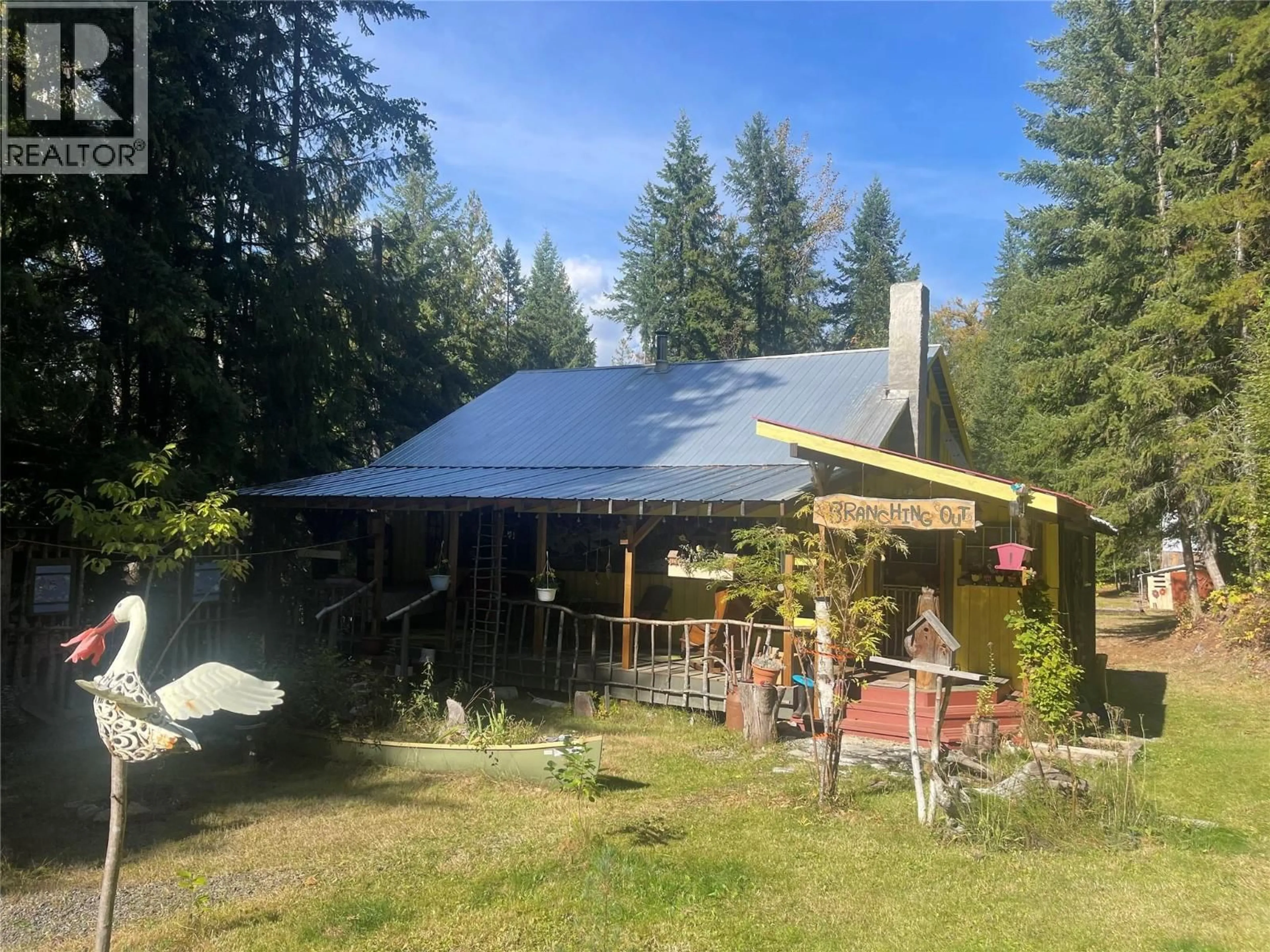 A pic from outside/outdoor area/front of a property/back of a property/a pic from drone, unknown for 750 MCCORMACK ROAD OTHER, Burton British Columbia V0G1E0