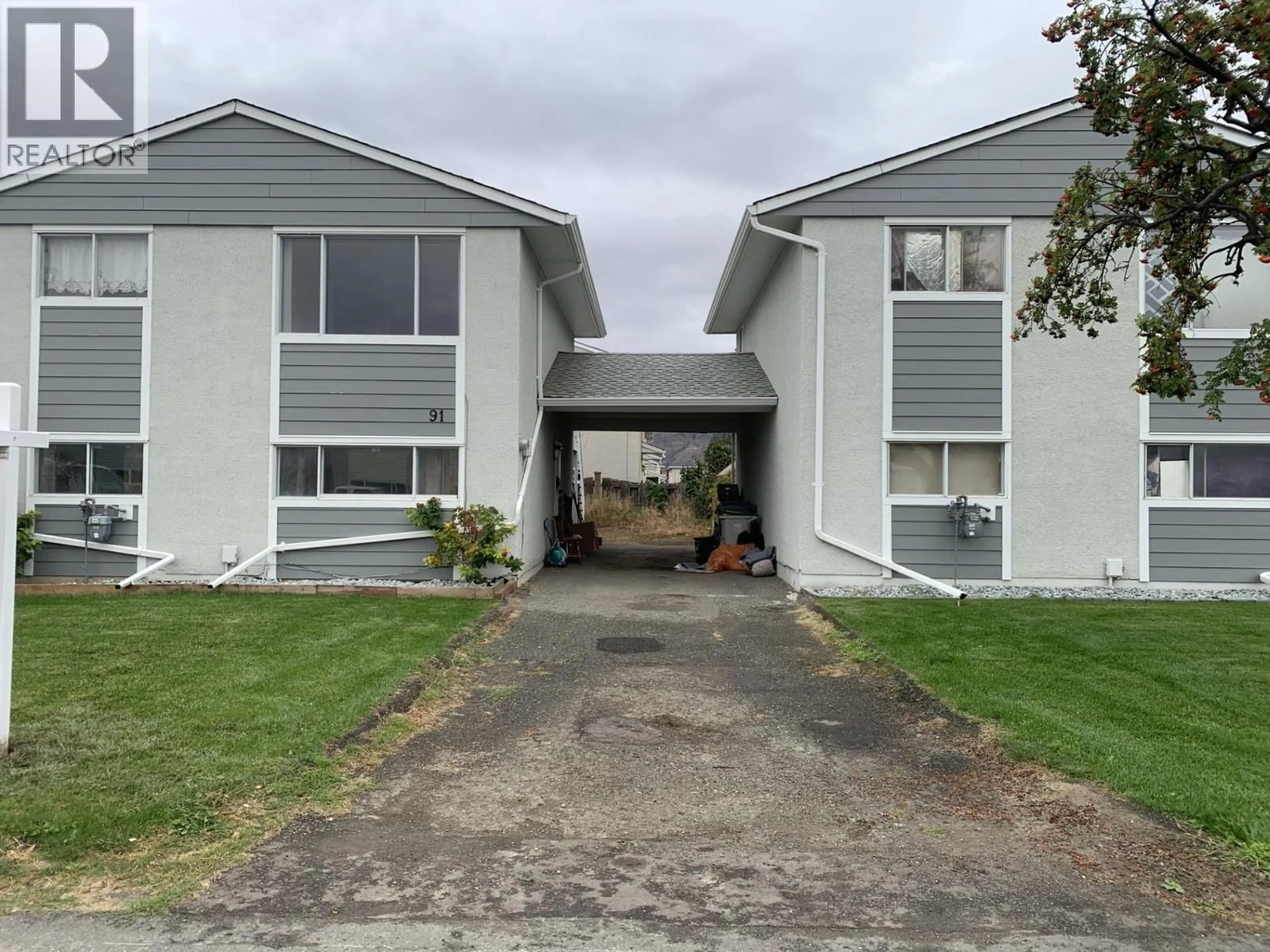A pic from outside/outdoor area/front of a property/back of a property/a pic from drone, street for 91 - 800 VALHALLA DRIVE, Kamloops British Columbia V2B1R8