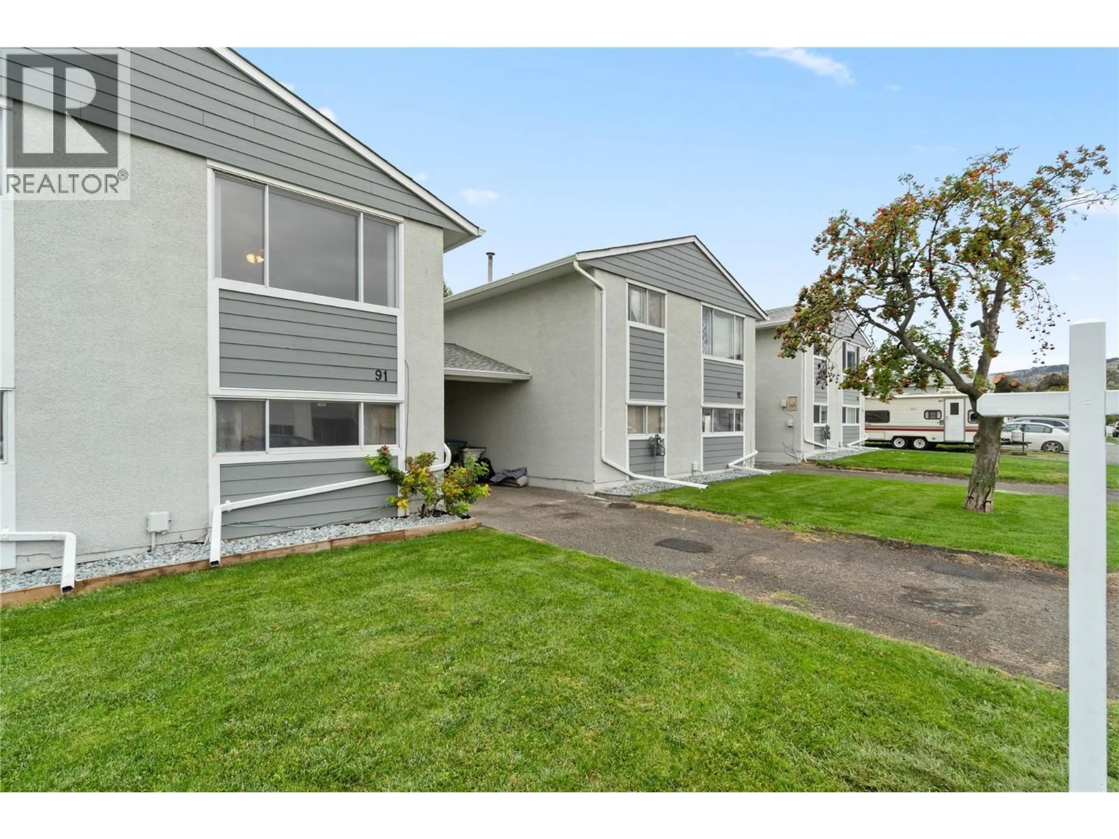 A pic from outside/outdoor area/front of a property/back of a property/a pic from drone, unknown for 91 - 800 VALHALLA DRIVE, Kamloops British Columbia V2B1R8