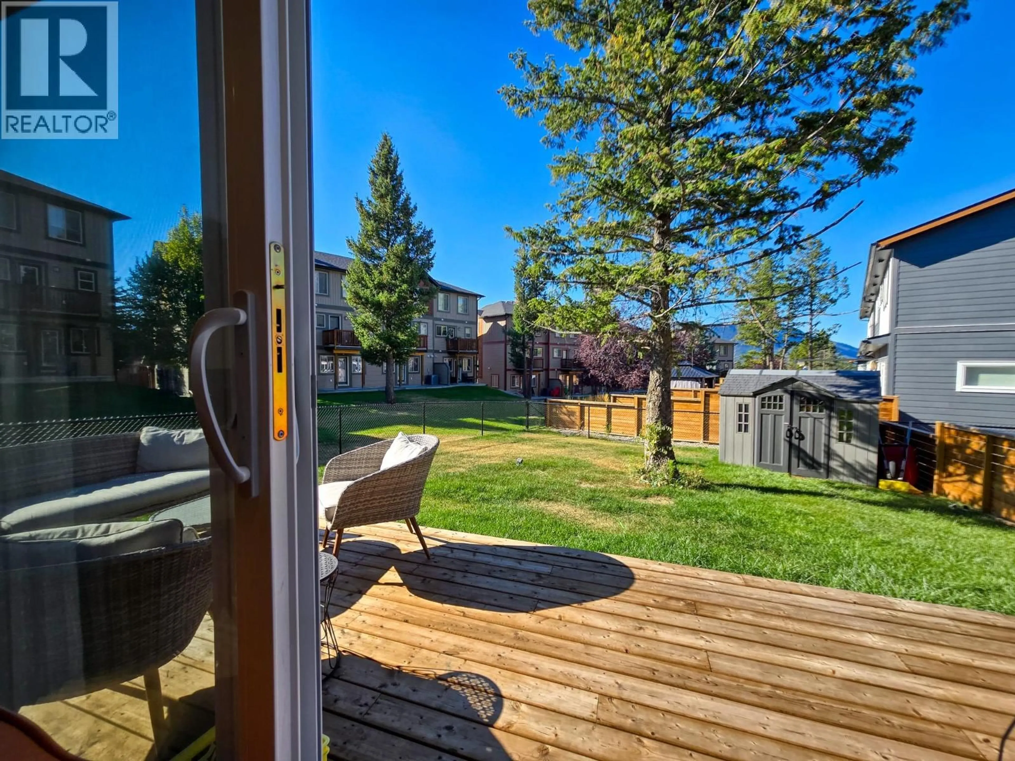 Patio, unknown for 4 - 4830 RIDGE ROAD, Radium Hot Springs British Columbia V0A1M0