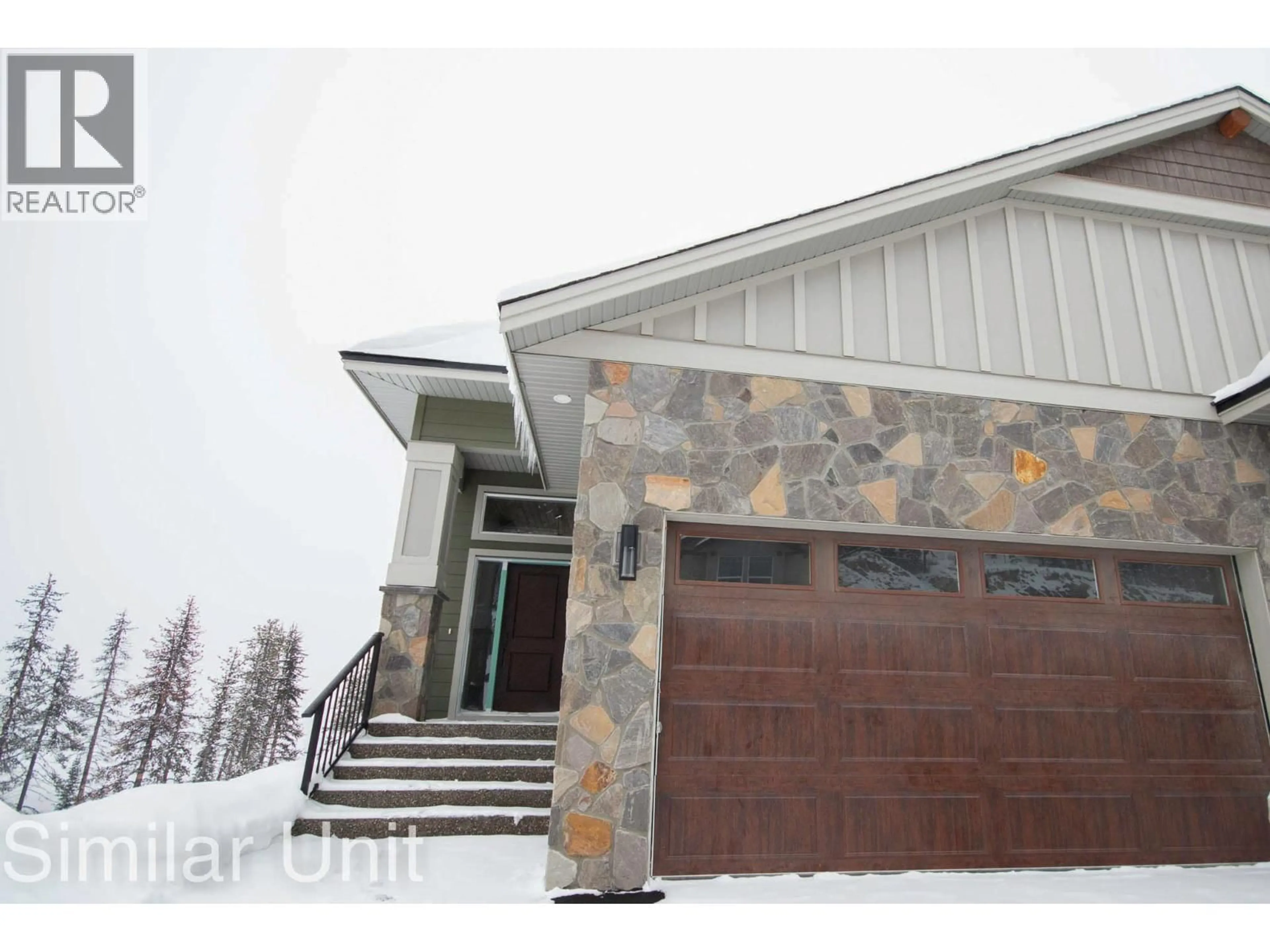 Indoor entryway for 215B GRIZZLY RIDGE TRAIL, Big White British Columbia V1P1P4