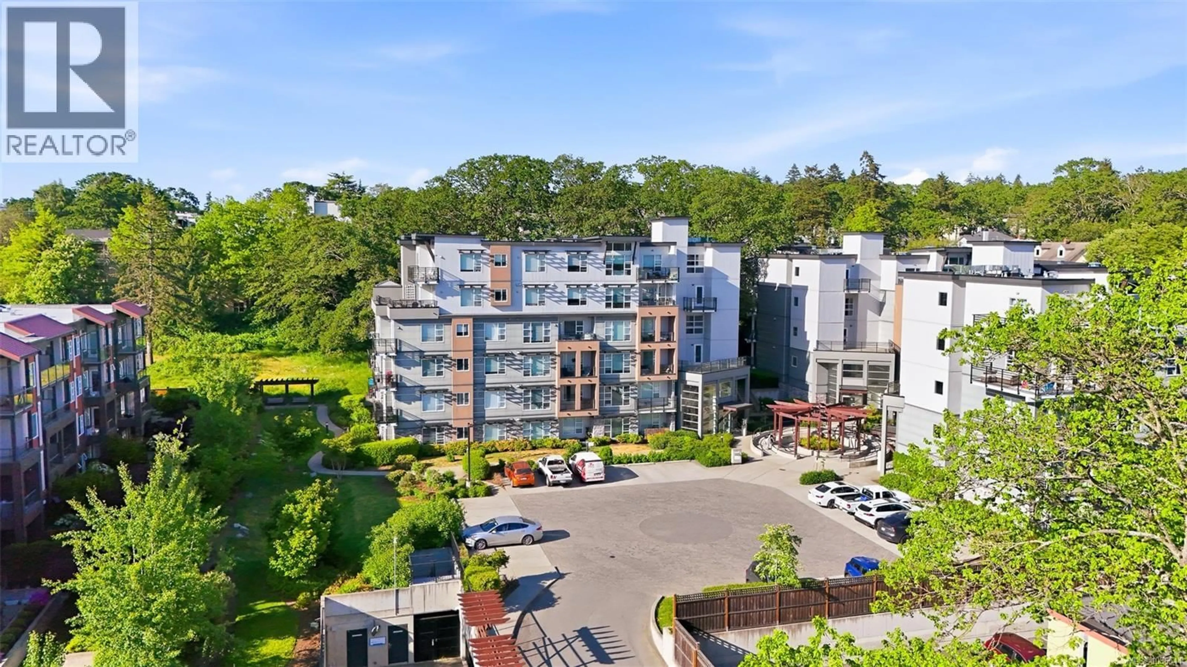 A pic from outside/outdoor area/front of a property/back of a property/a pic from drone, unknown for 503 - 1016 INVERNESS ROAD, Saanich British Columbia V8X2S1