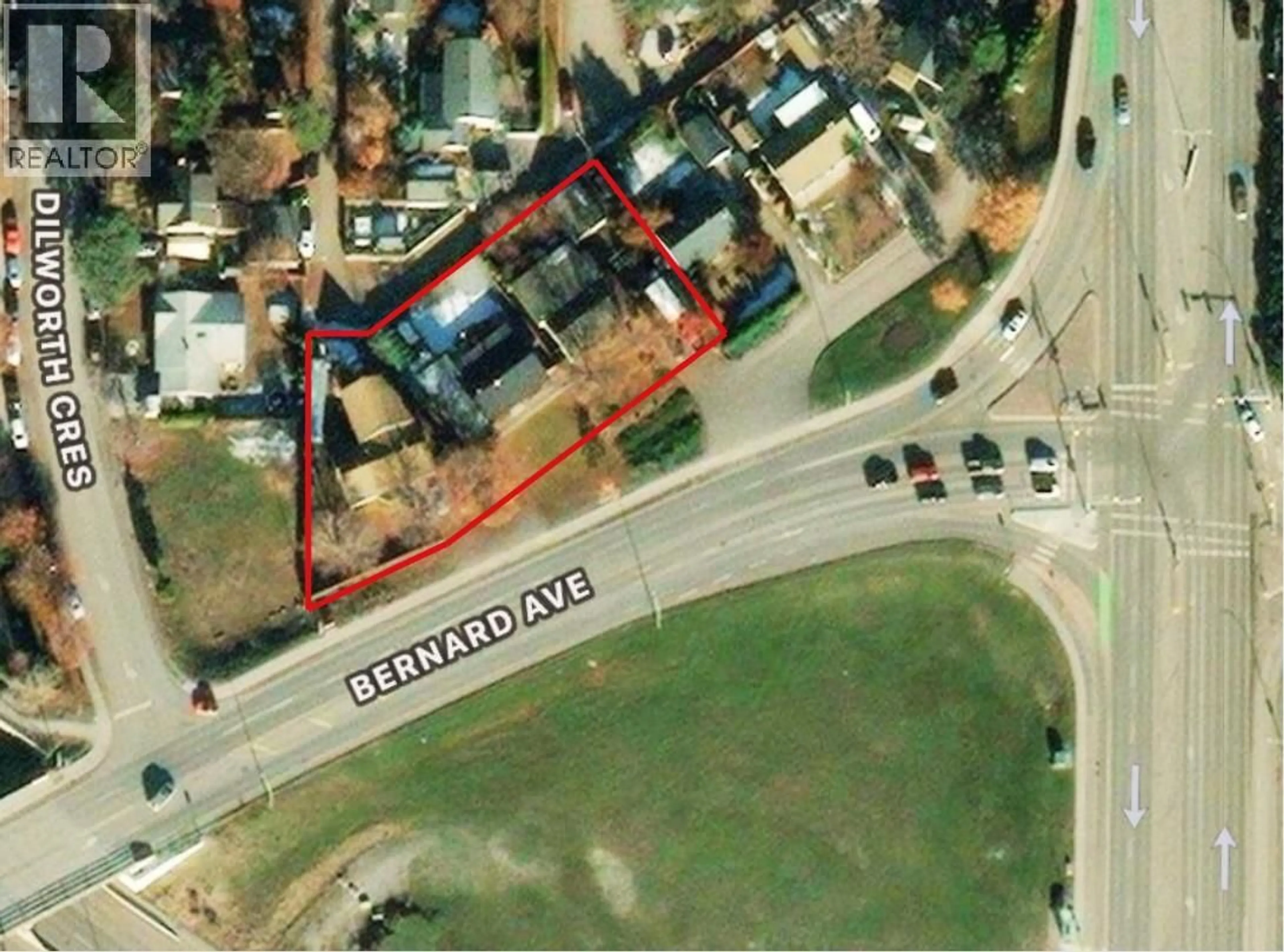 A pic from outside/outdoor area/front of a property/back of a property/a pic from drone, street for 1826 BERNARD AVENUE, Kelowna British Columbia V1Y6S3