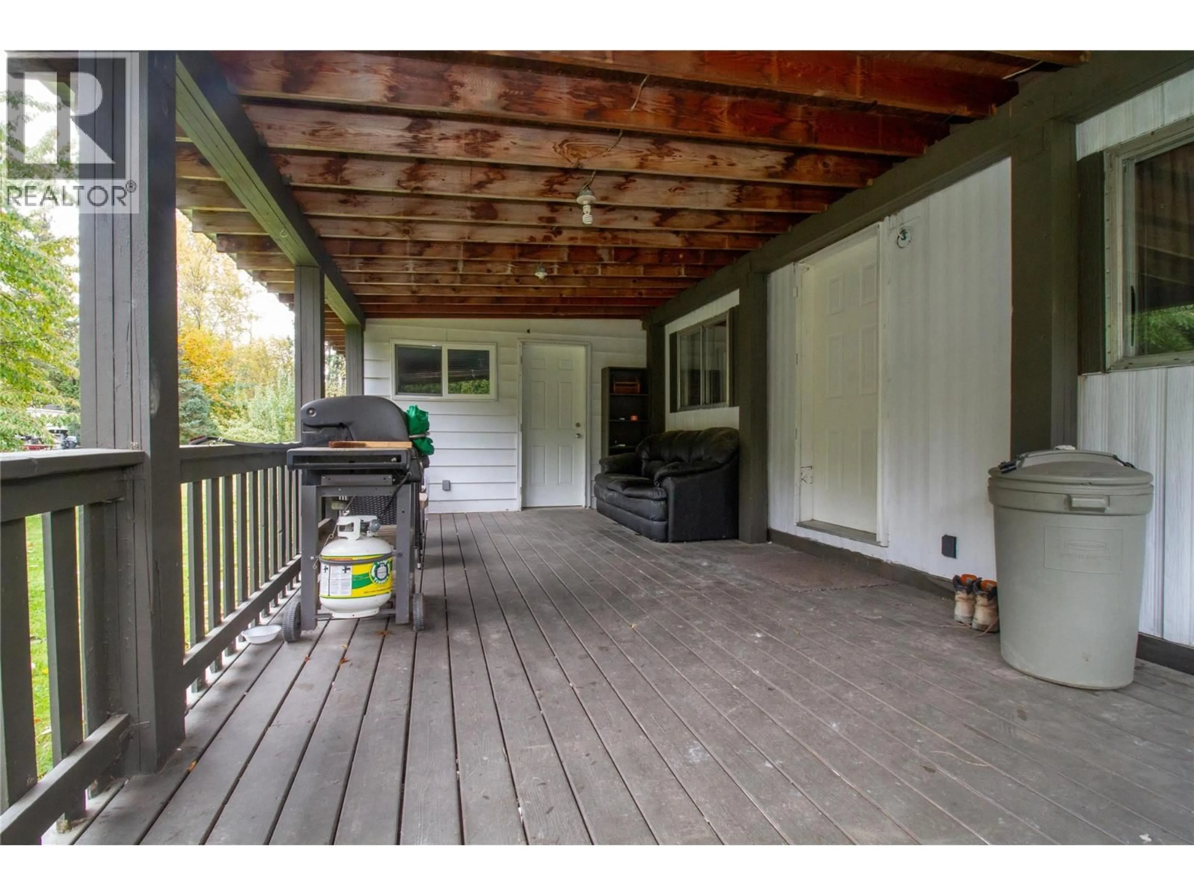Patio, unknown for 1867 NIXON ROAD, Revelstoke British Columbia V0E2S0