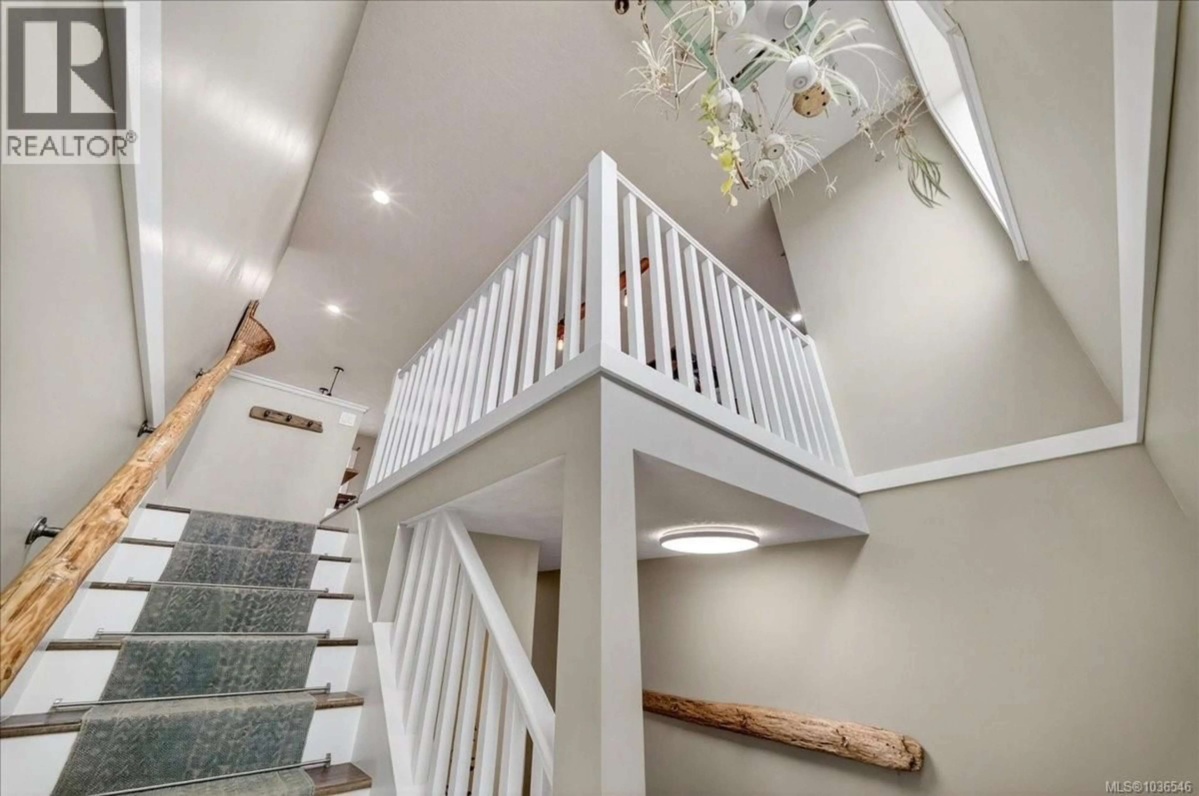 Stairs for 2382 CAFFERY PLACE, Sooke British Columbia V9Z1K8