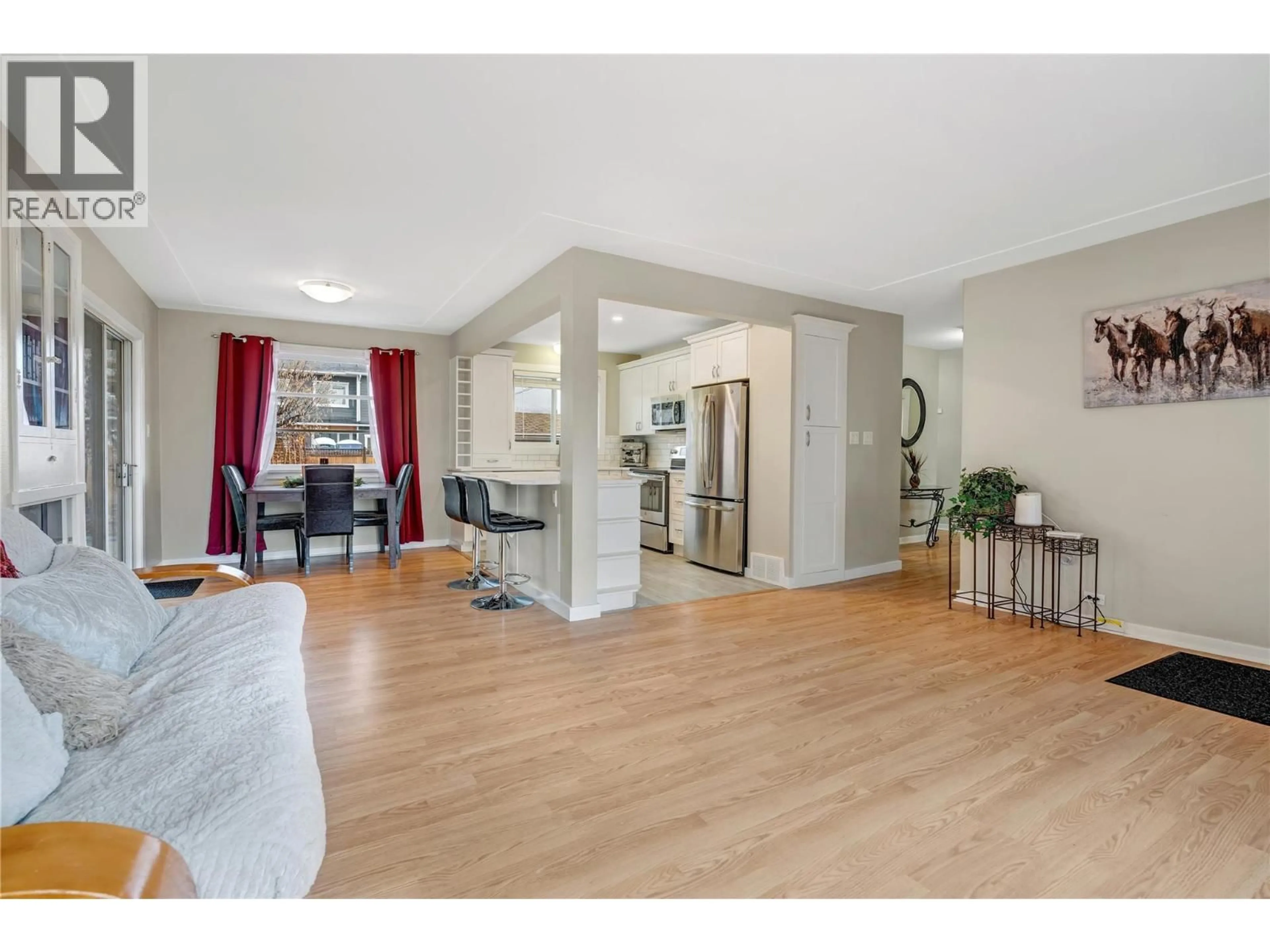 Unknown for 1160 MOOSEJAW STREET, Penticton British Columbia V2A5T9