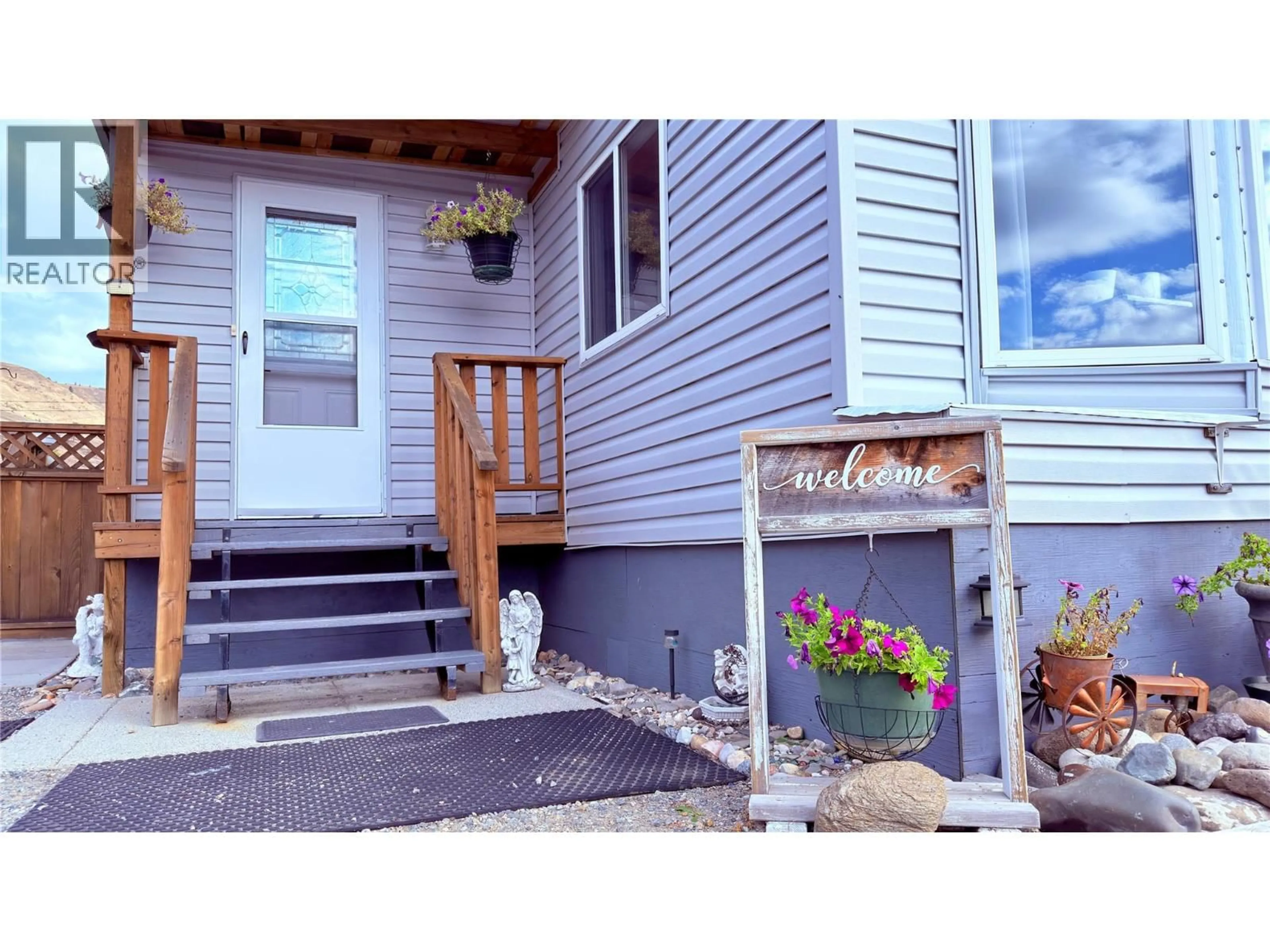 Unknown for 3 - 925 THIRTEENTH AVENUE, Midway British Columbia V0H1M0
