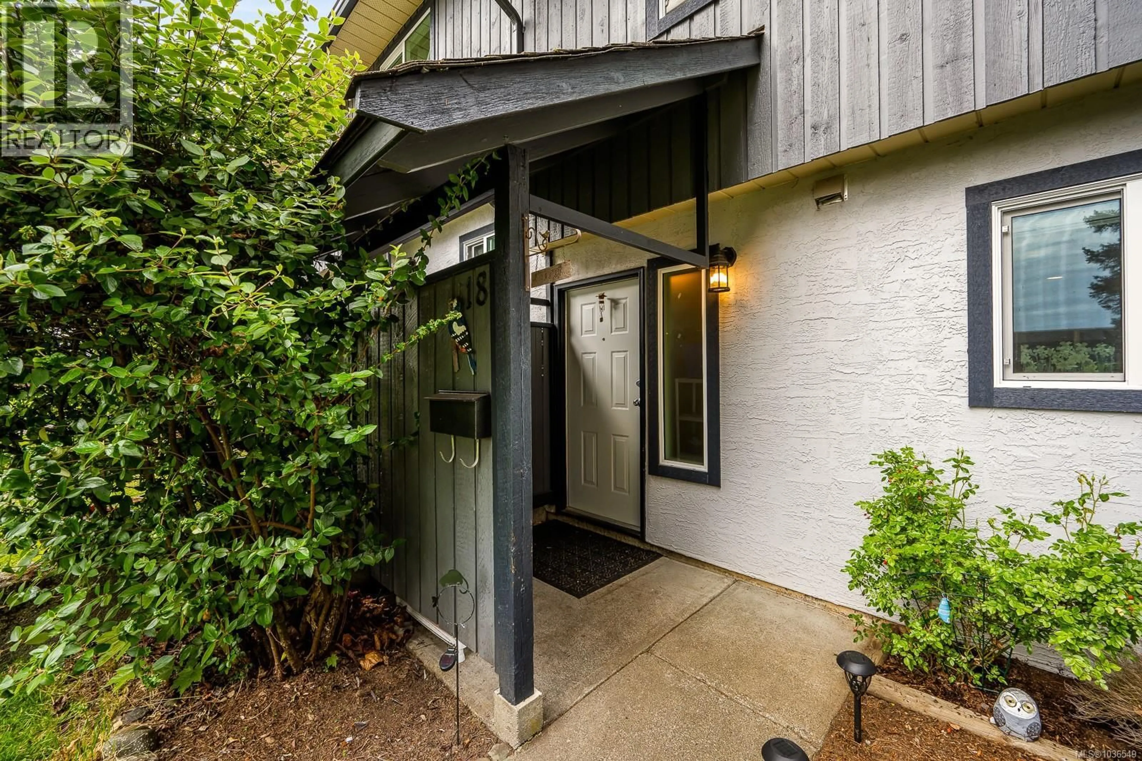 Patio, street for 18 - 158 BACK ROAD, Courtenay British Columbia V9N3W6