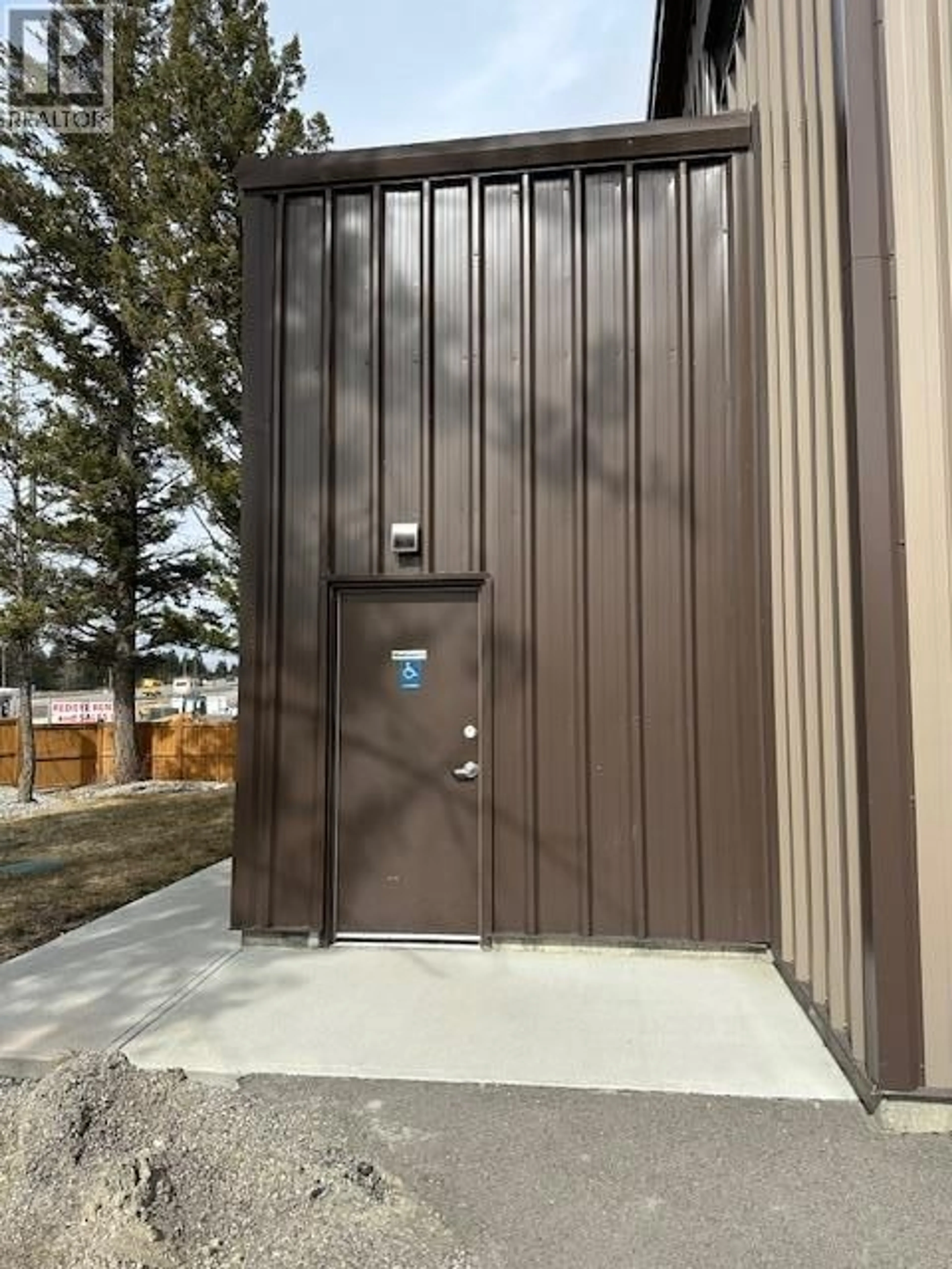 Indoor entryway for 24 - 1496 HIGHWAY 93/95 HIGHWAY, Windermere British Columbia V0B2L1