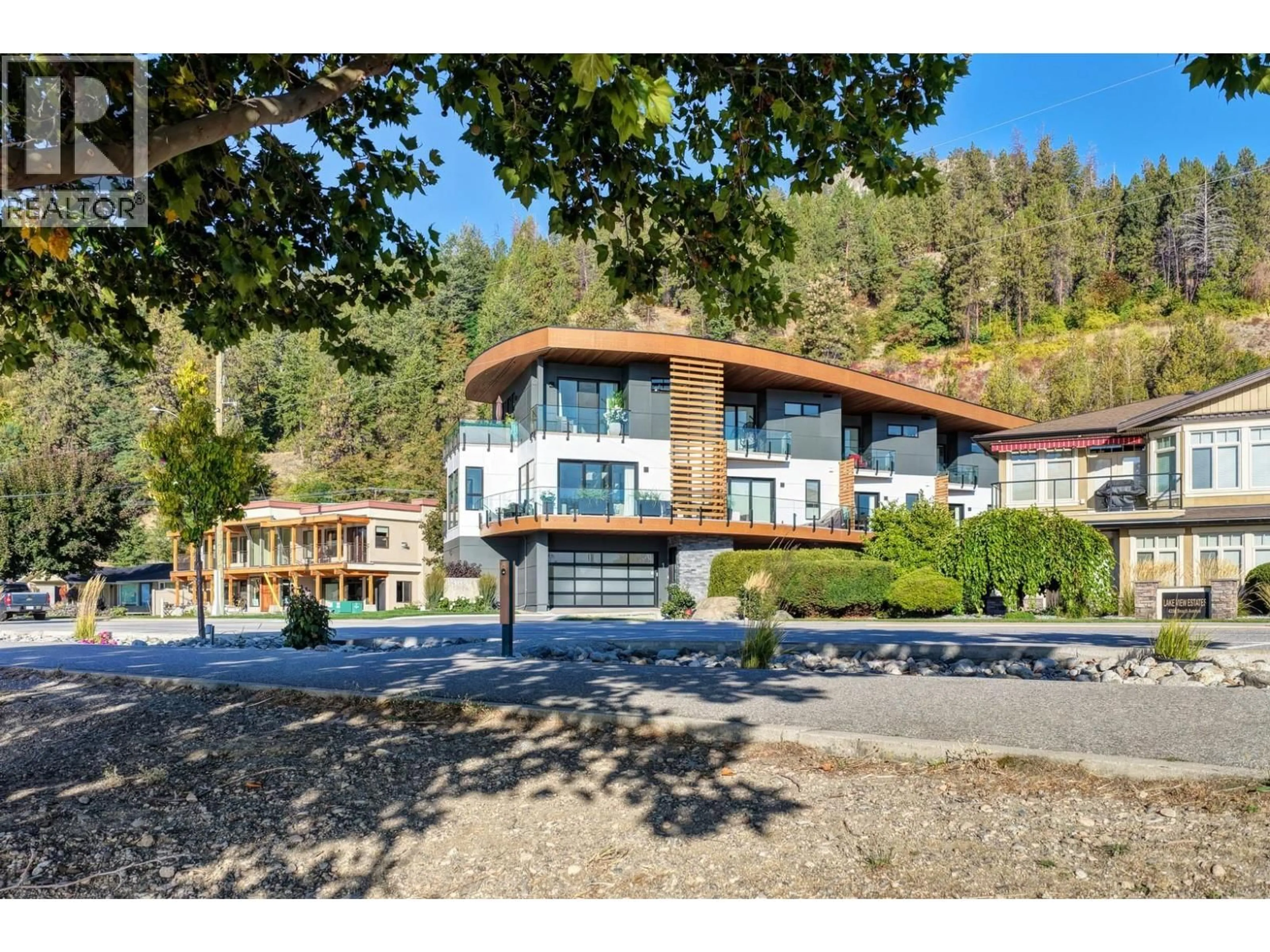Unknown for 1 - 4364 BEACH AVENUE, Peachland British Columbia V0H1X6