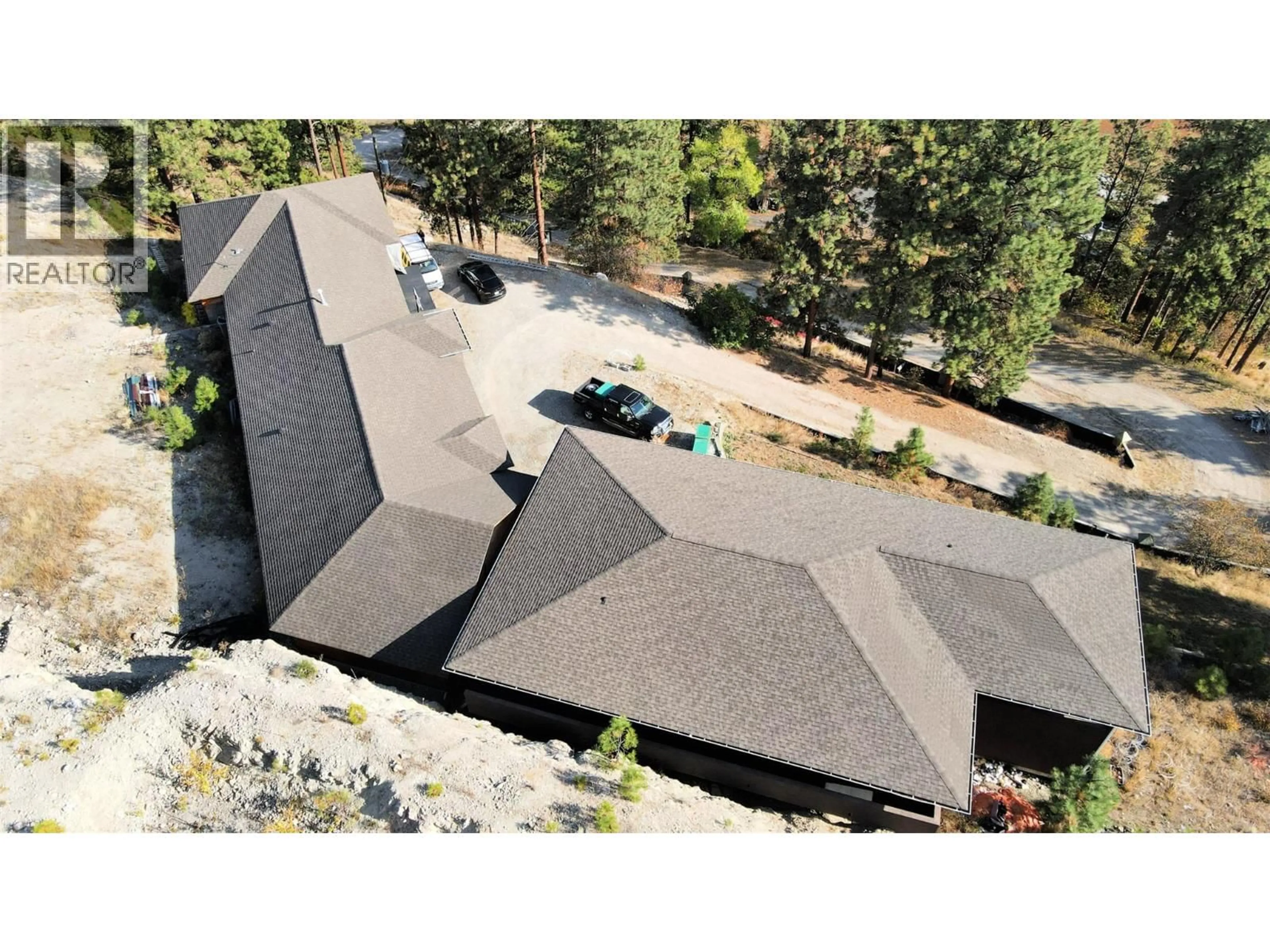 A pic from outside/outdoor area/front of a property/back of a property/a pic from drone, mountain view for 5621 HARRINGTON COURT, Peachland British Columbia V0H1X4