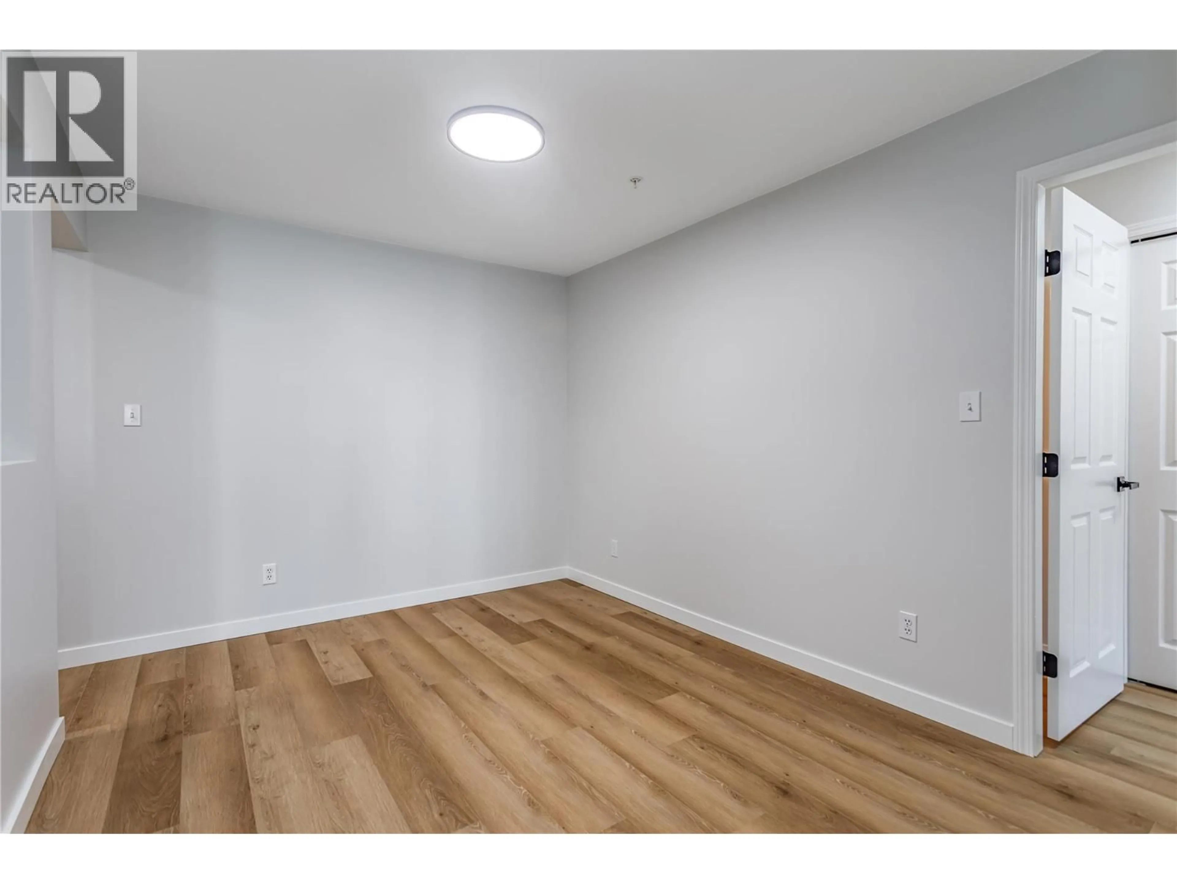 A pic of a room for 309 - 3806 35 AVENUE, Vernon British Columbia V1T9N6