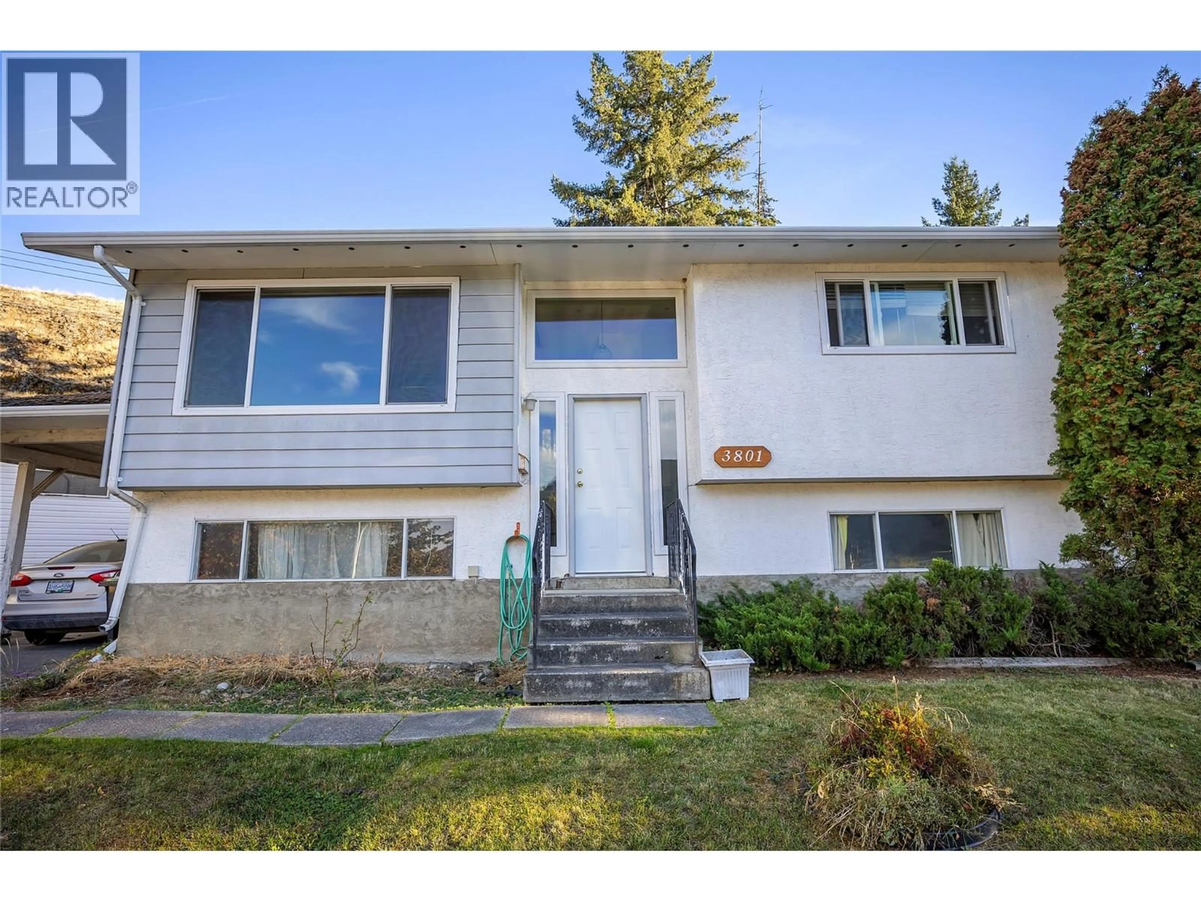 Home with vinyl exterior material, street for 3801 35A STREET, Vernon British Columbia V1T6C6
