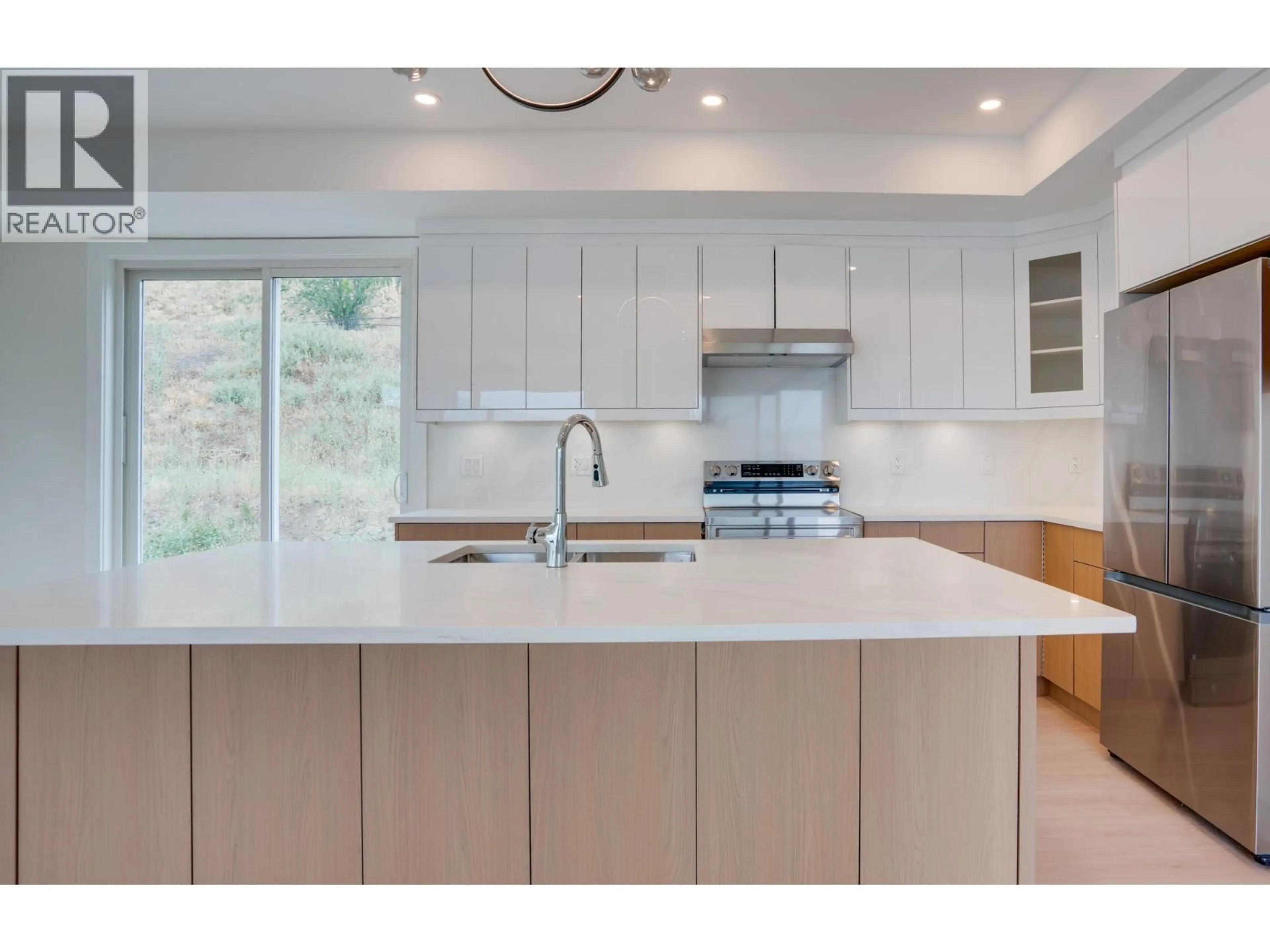 Open concept kitchen, unknown for 6 - 5705 HERITAGE DRIVE, Vernon British Columbia V1H1B1