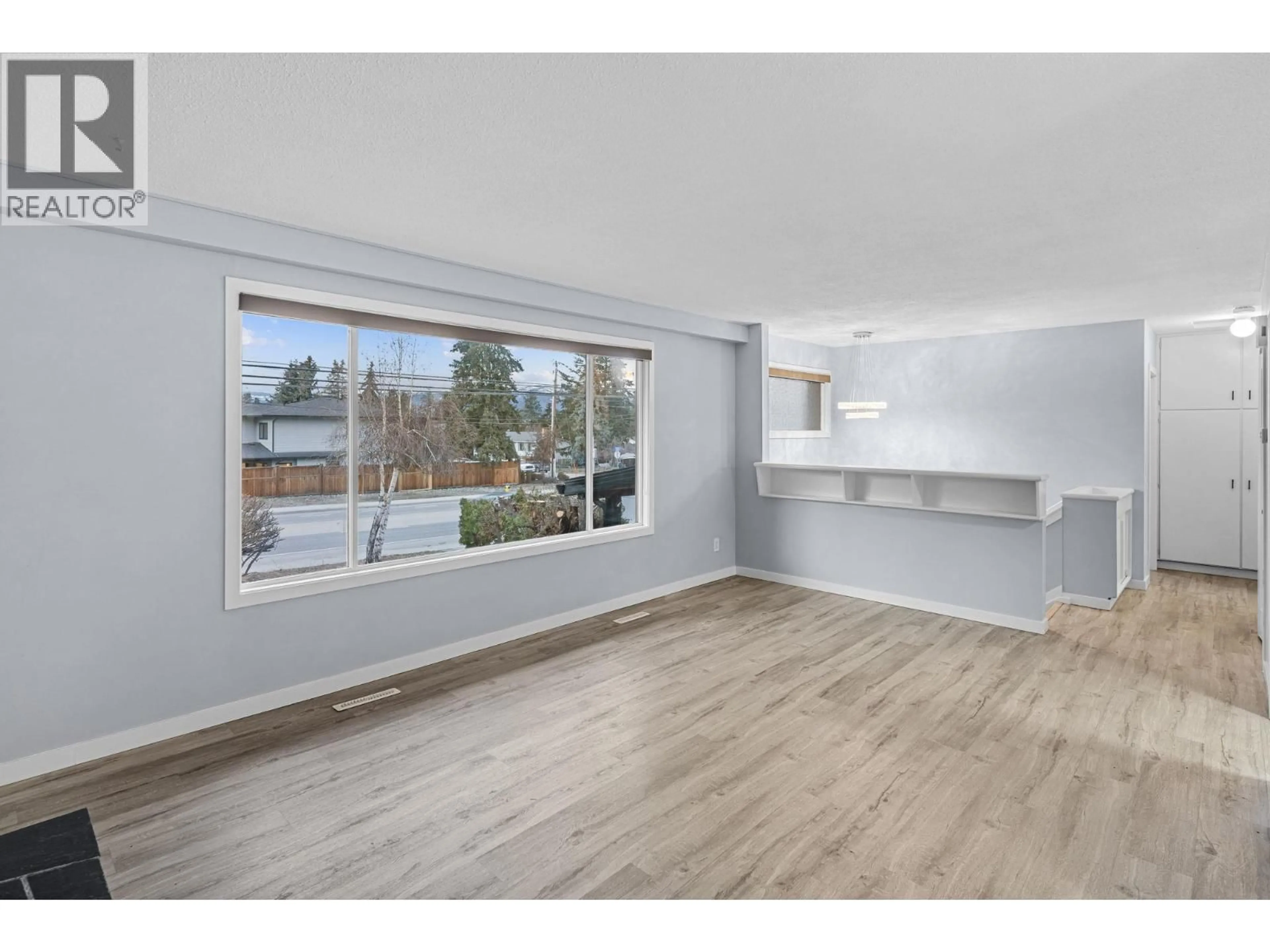 A pic of a room for 4611 GORDON DRIVE, Kelowna British Columbia V1W1T5