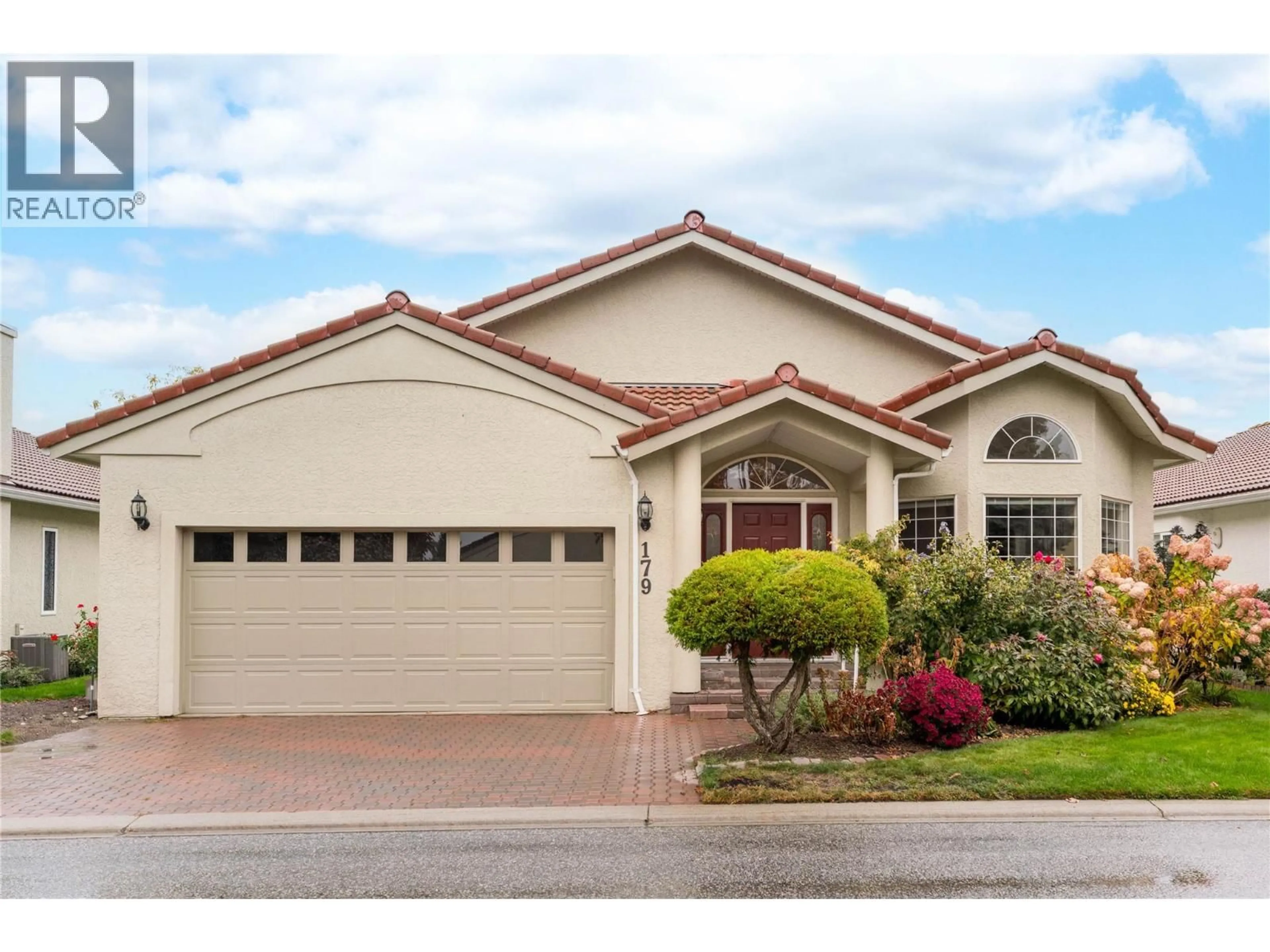 Home with vinyl exterior material, street for 179 - 609 TRUSWELL ROAD, Kelowna British Columbia V1W3Z1
