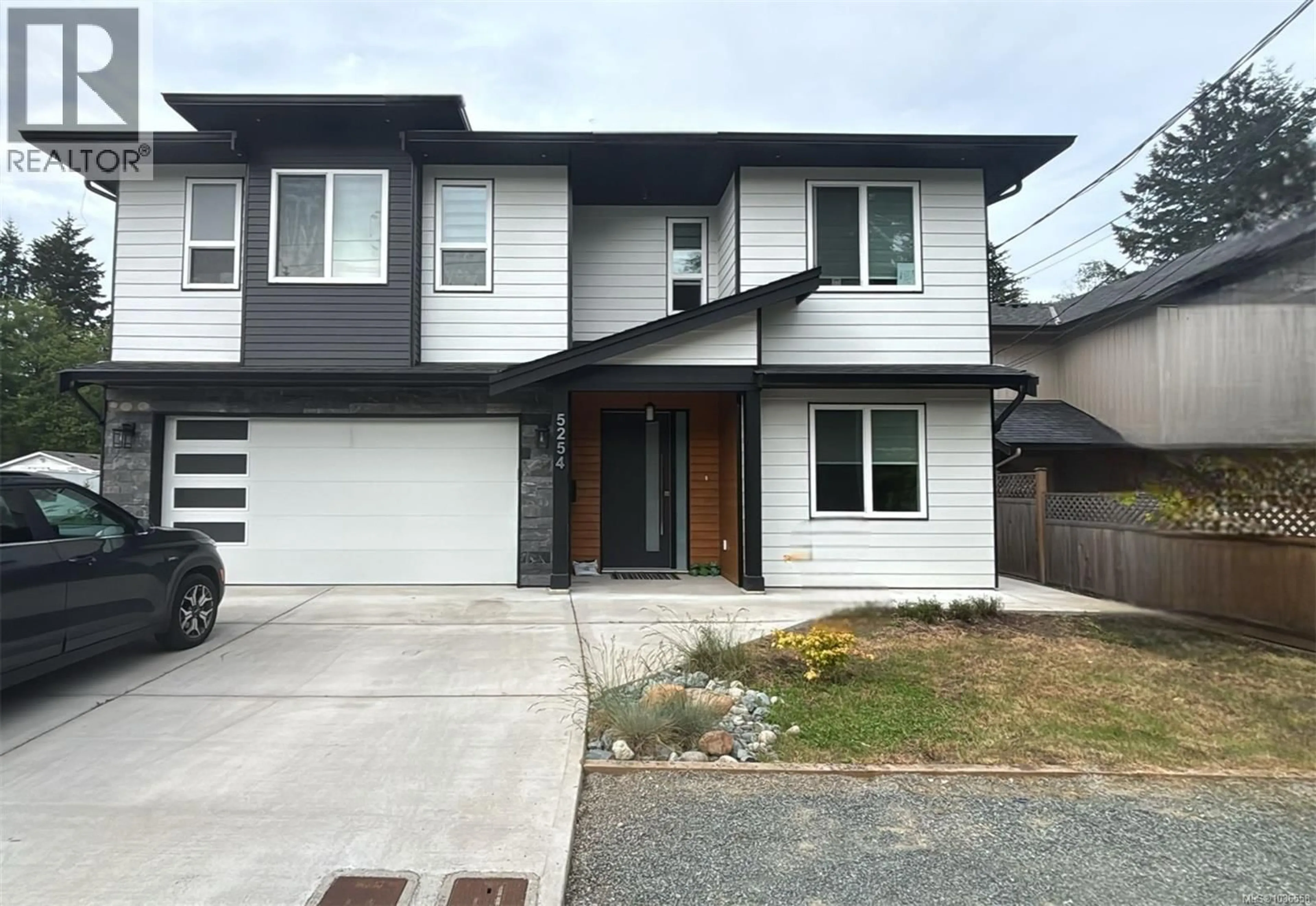 Home with vinyl exterior material, street for 5254 SHERBOURNE DRIVE, Nanaimo British Columbia V9T3J1