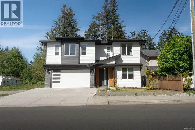 5254 SHERBOURNE DRIVE, Nanaimo 2