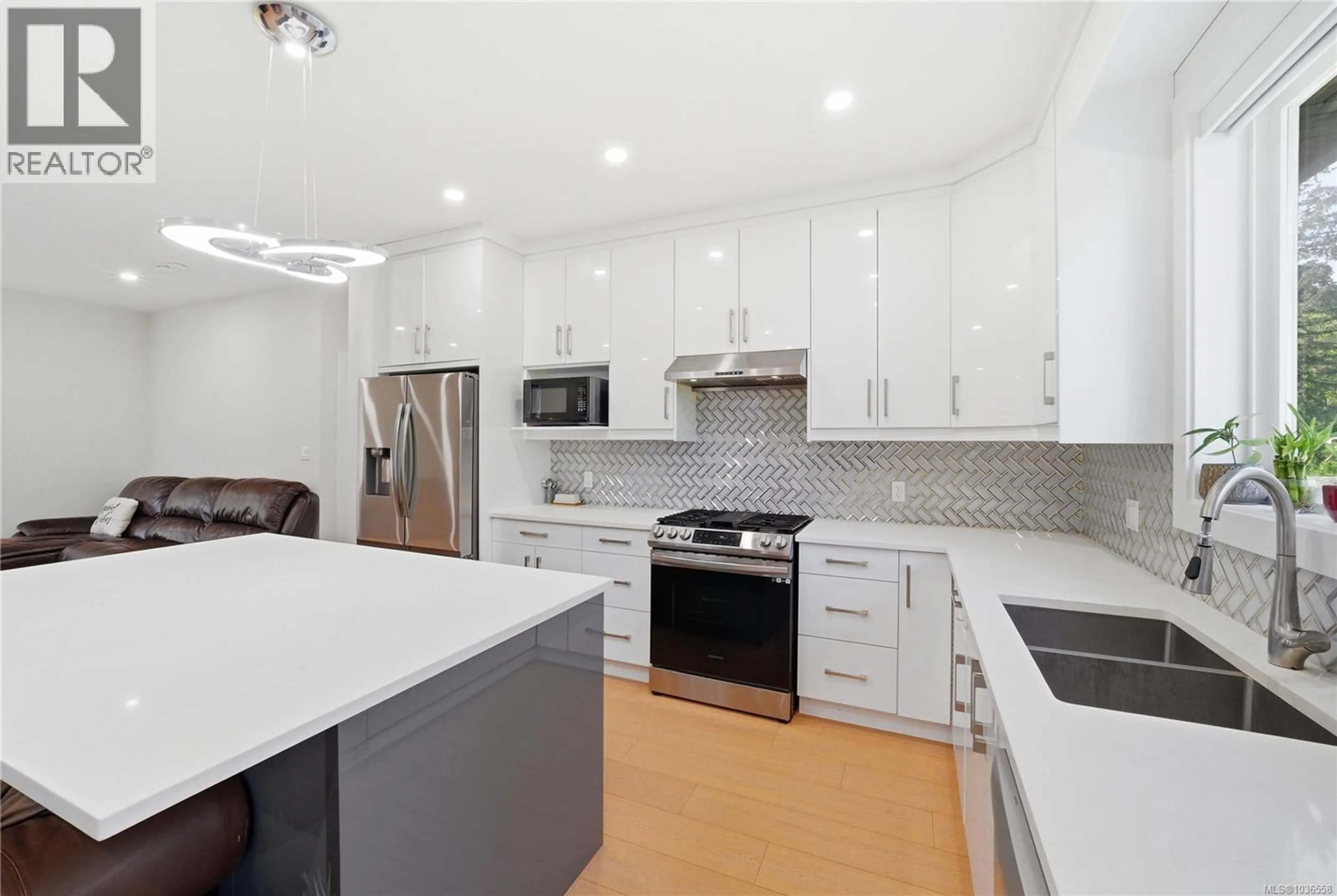 Open concept kitchen, unknown for 5254 SHERBOURNE DRIVE, Nanaimo British Columbia V9T3J1