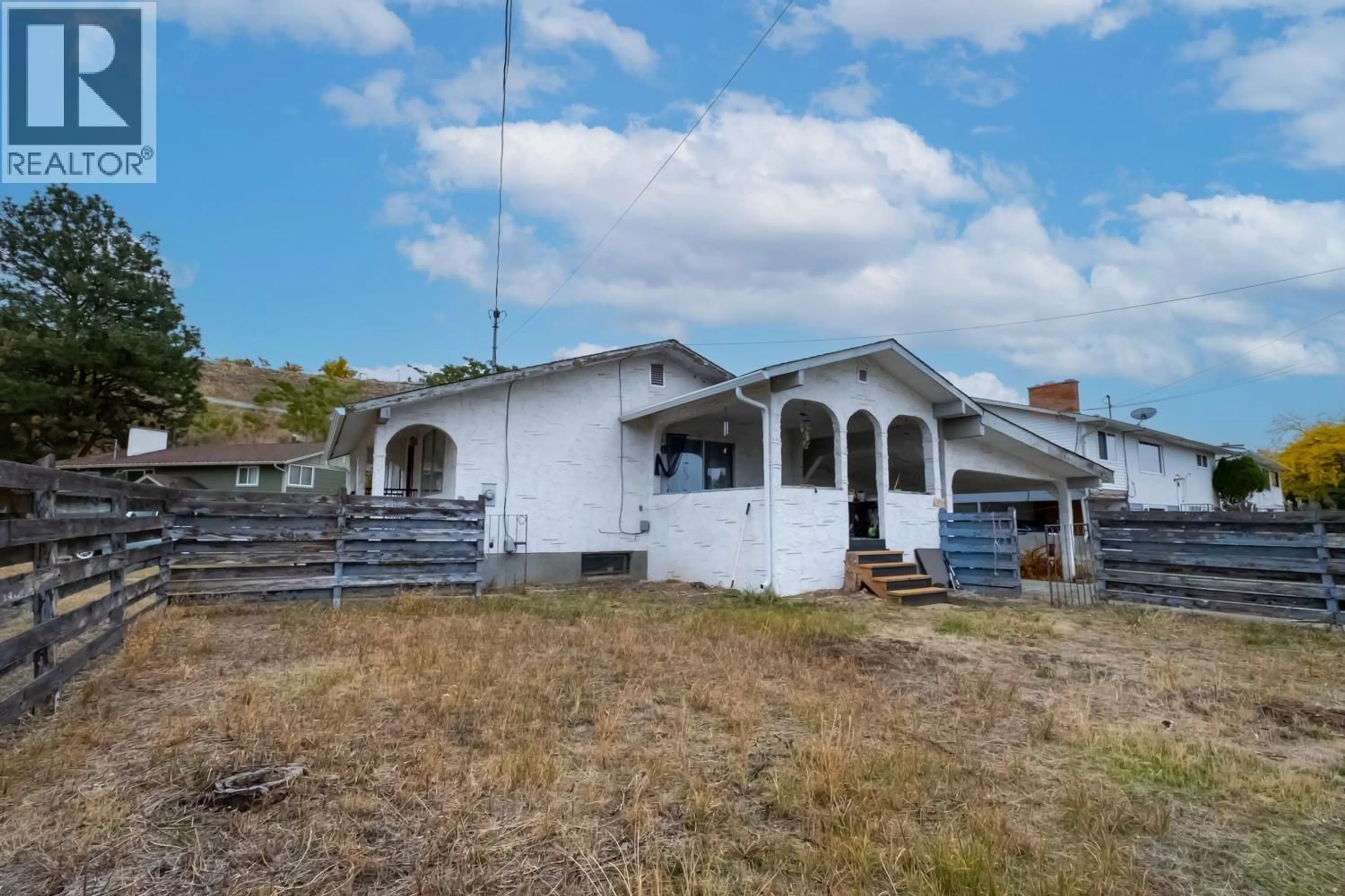A pic from outside/outdoor area/front of a property/back of a property/a pic from drone, building for 1055 JASMINE ROAD, Kelowna British Columbia V1X3P2