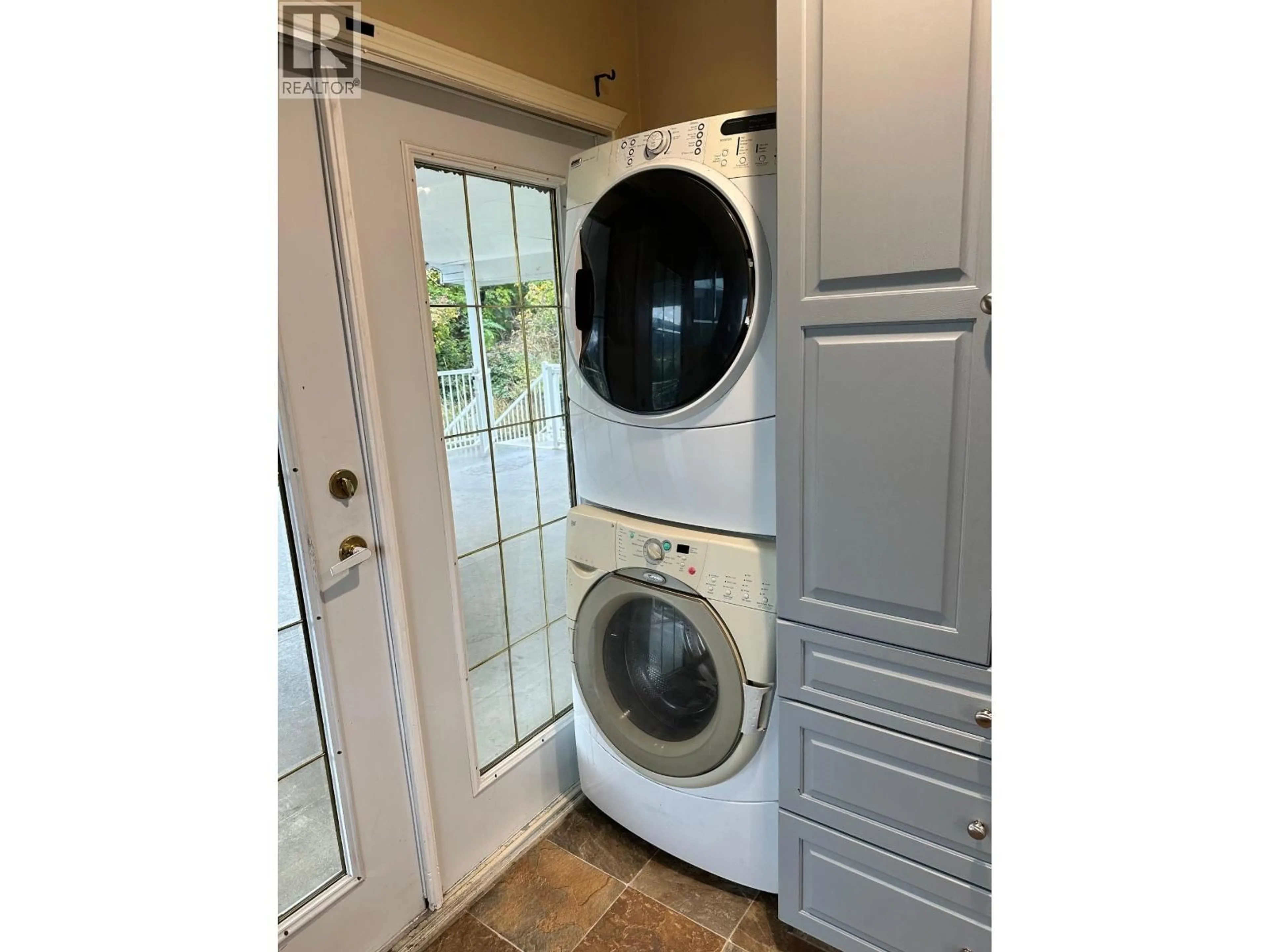 Laundry room for 7910 LAKEVIEW DRIVE, Coldstream British Columbia V1B1W3