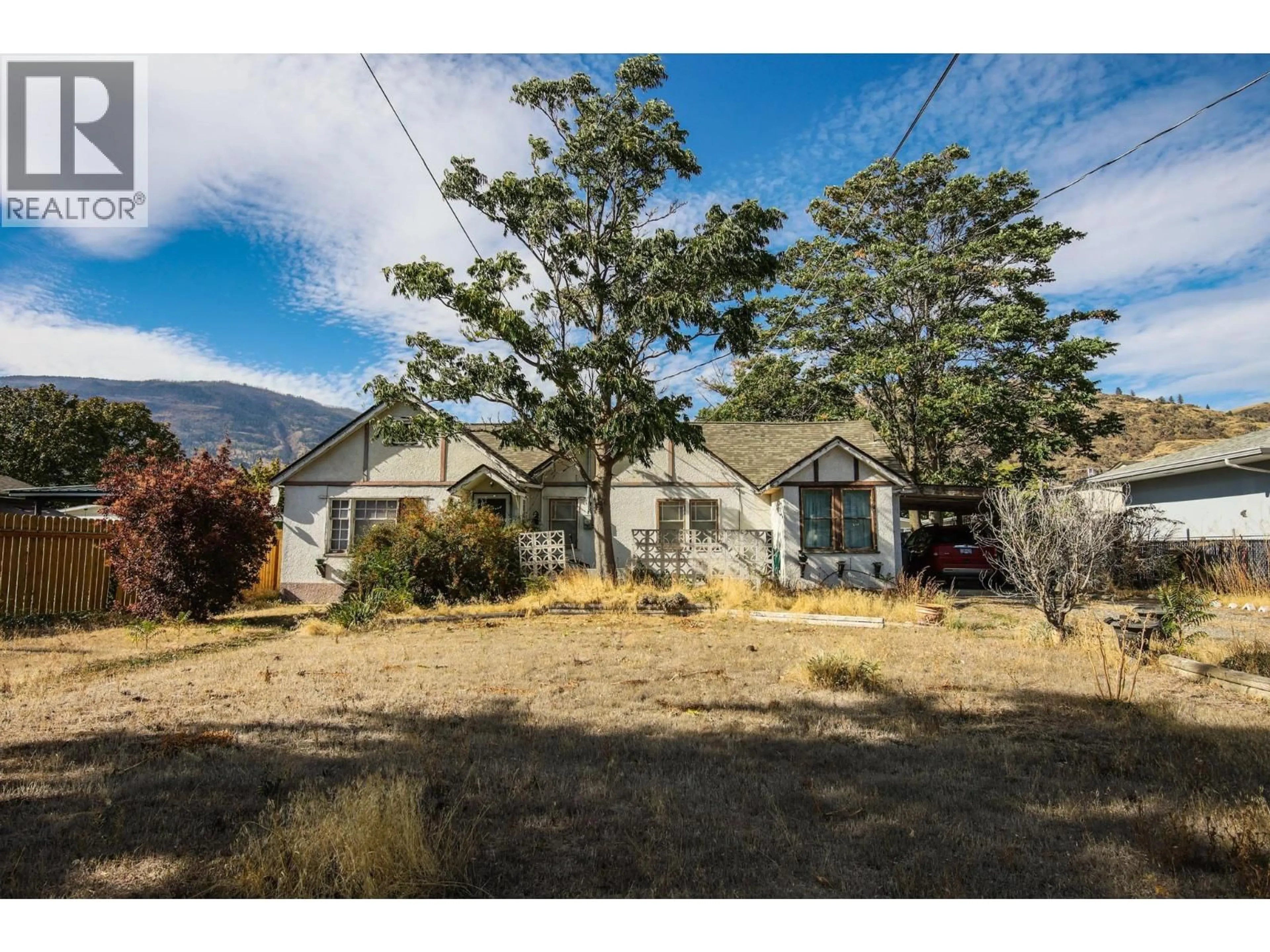 A pic from outside/outdoor area/front of a property/back of a property/a pic from drone, mountain view for 5858 OKANAGAN STREET, Oliver British Columbia V0H1T0