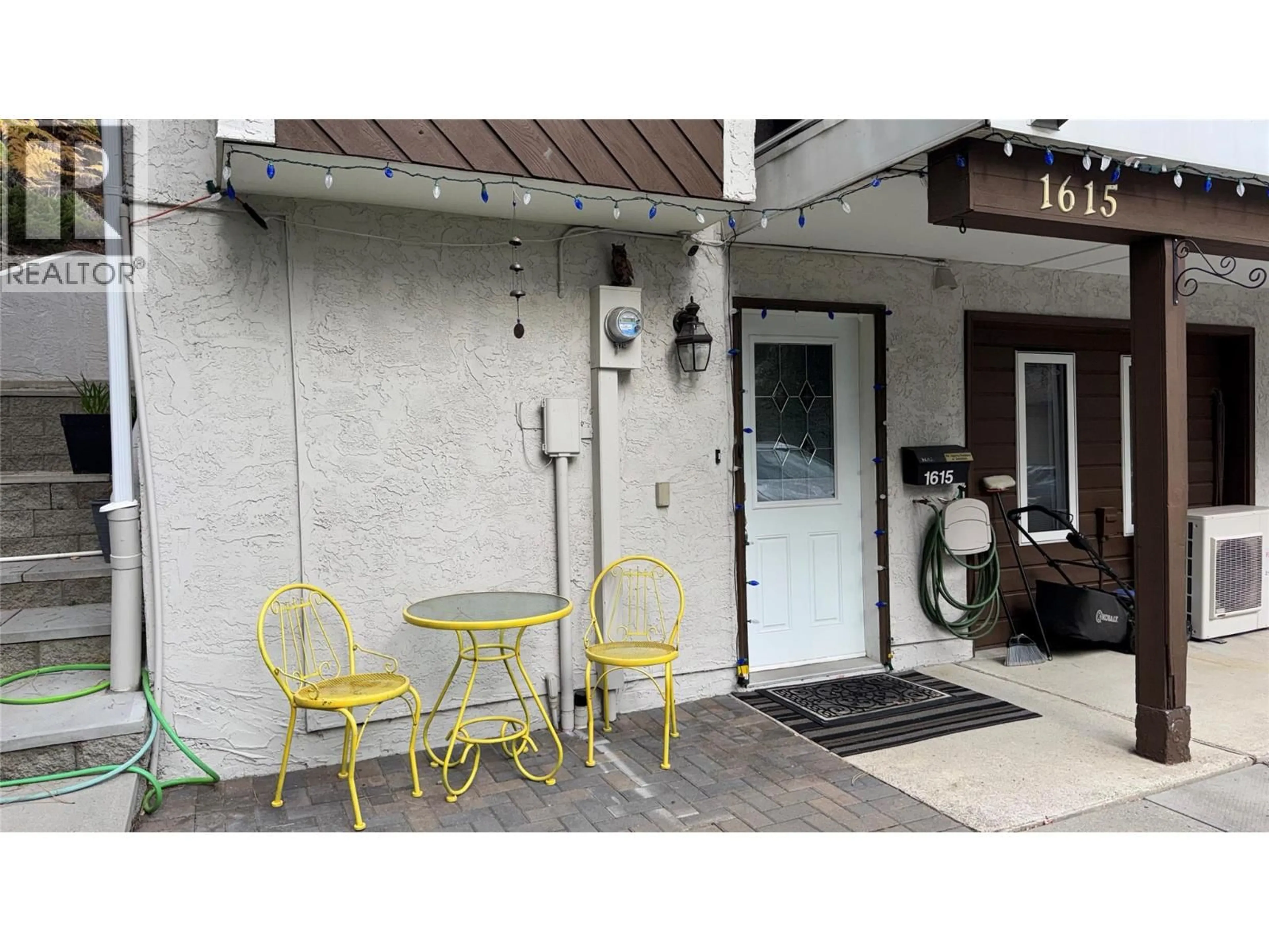 Patio, street for 1615 BALSAM STREET, Trail British Columbia V1R4M4