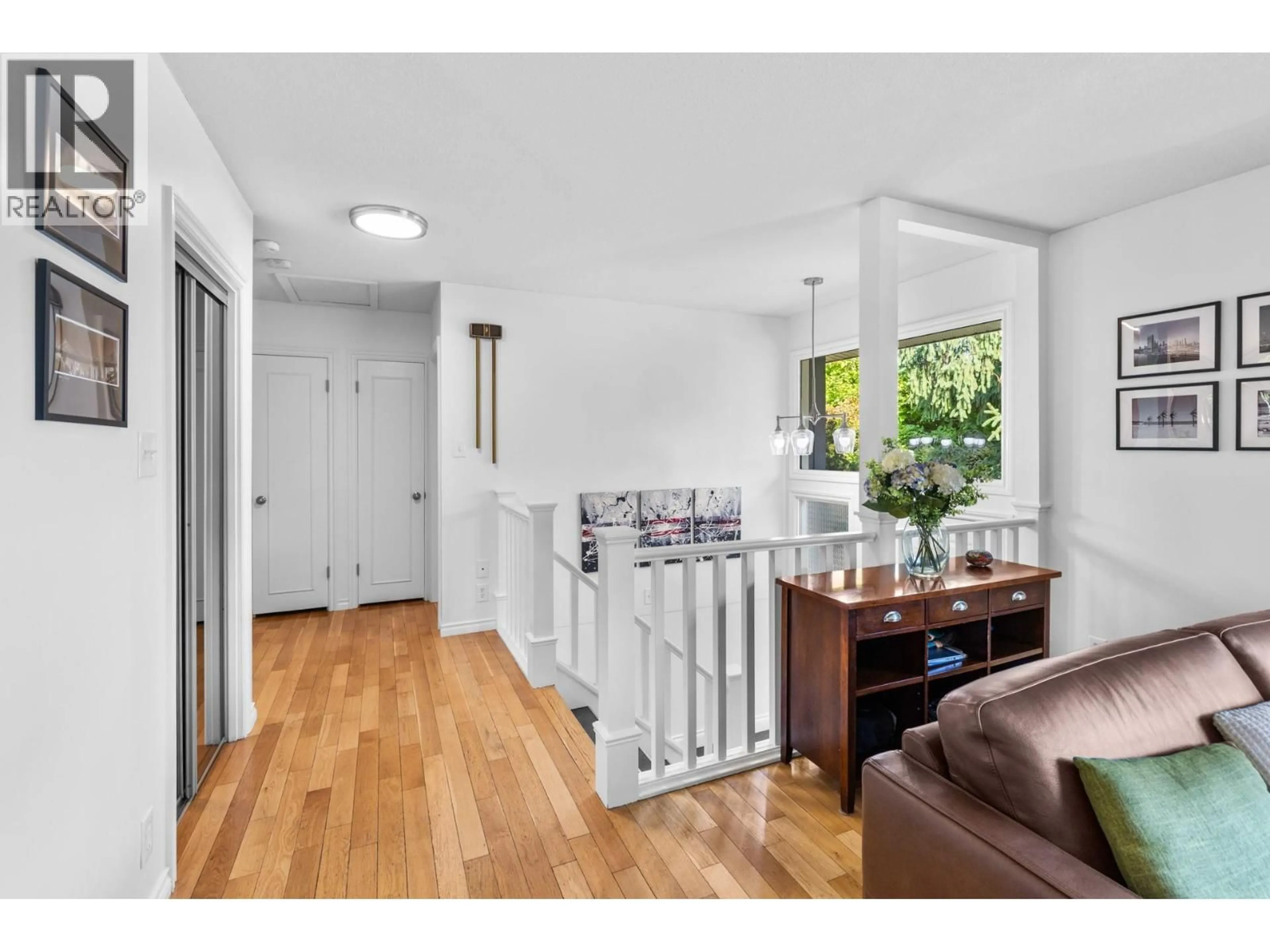 Unknown for 1112 PINECREST LANE, Kelowna British Columbia V1Y4L5
