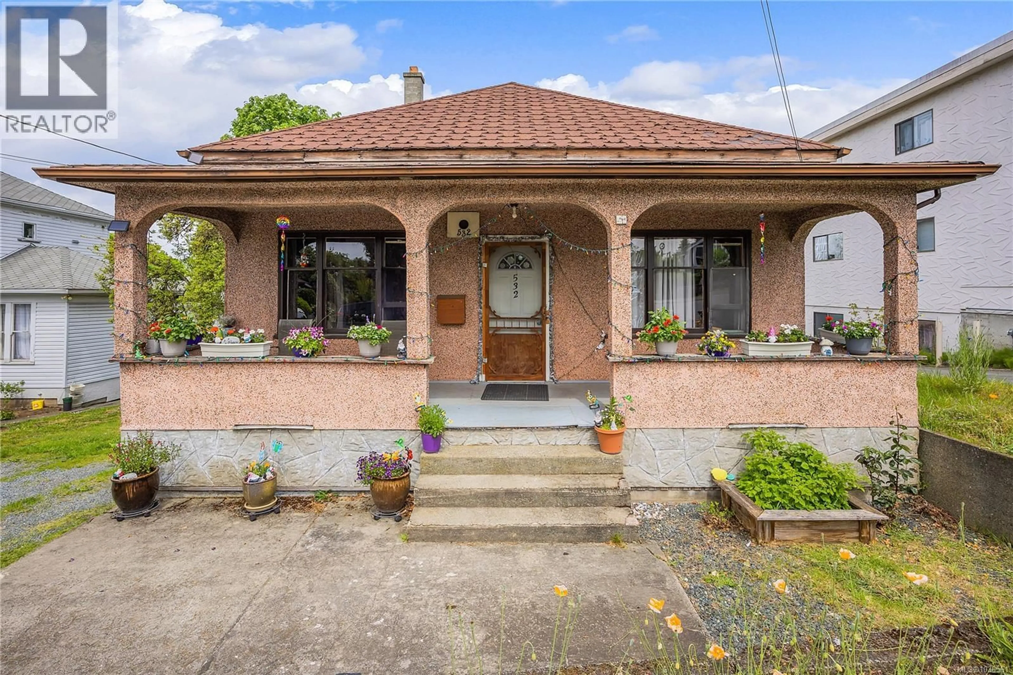 Home with brick exterior material, street for 532 PRIDEAUX STREET, Nanaimo British Columbia V9R2N7