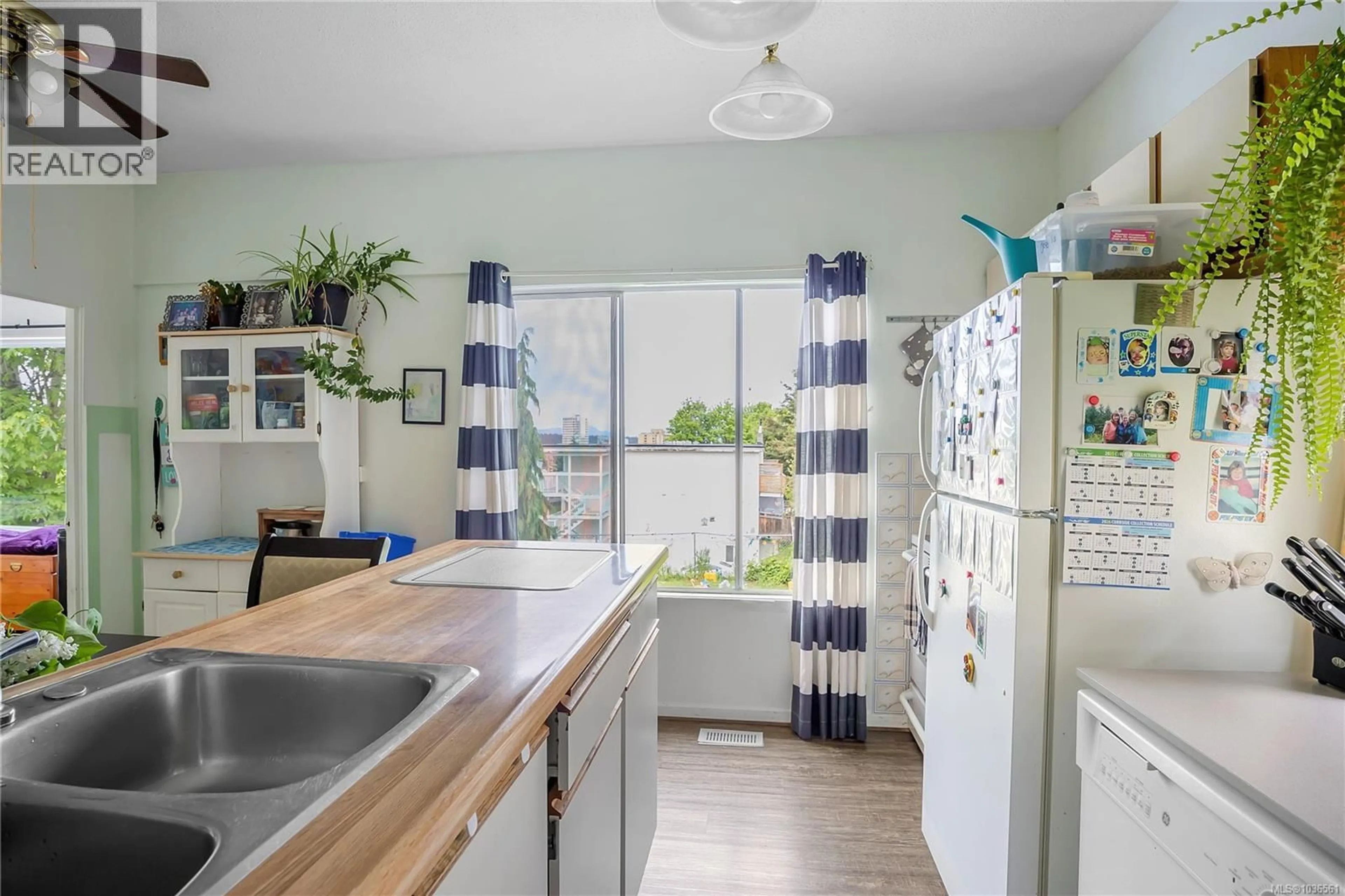 Unknown for 532 PRIDEAUX STREET, Nanaimo British Columbia V9R2N7