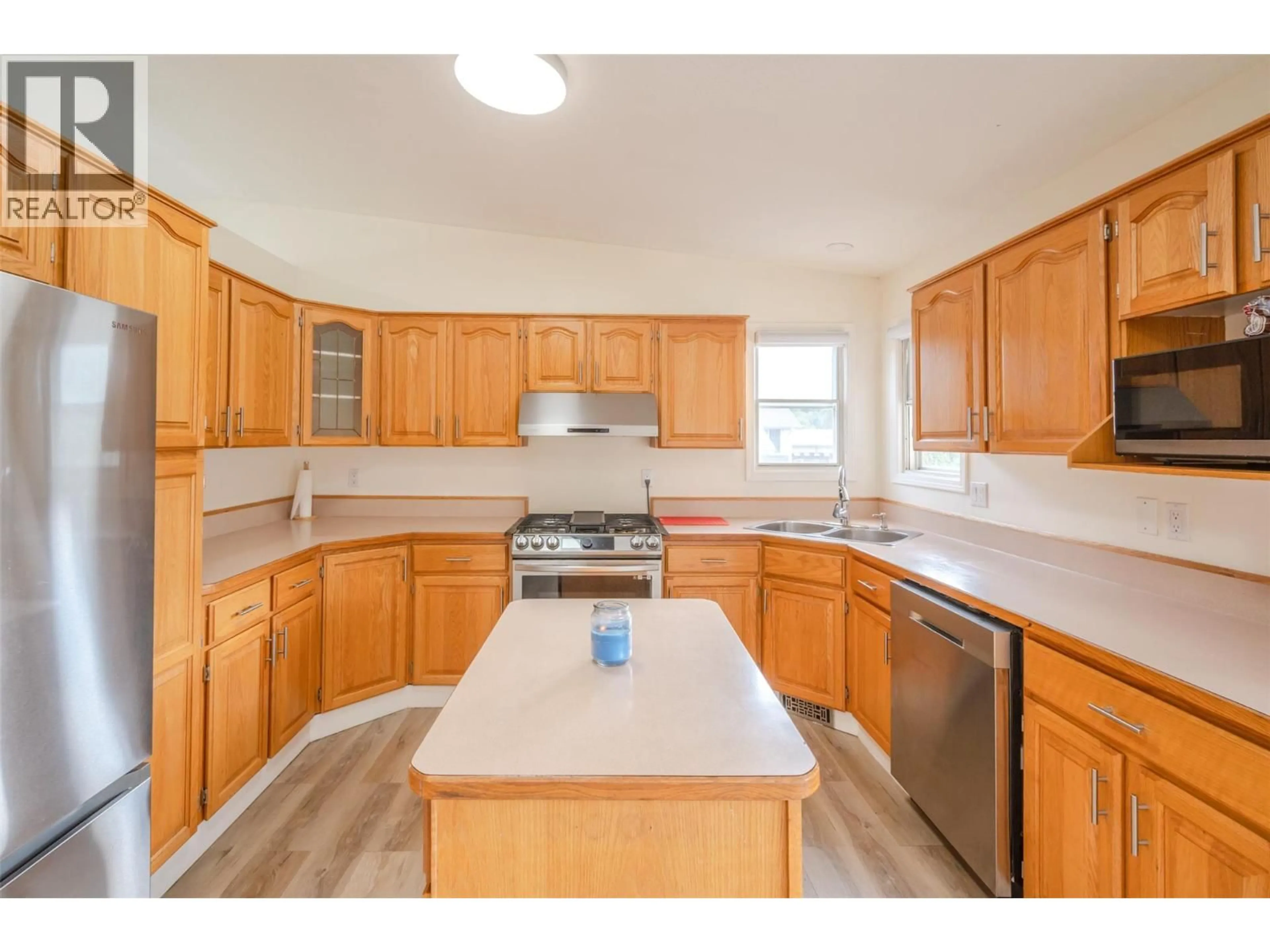 Standard kitchen, unknown for 10703 PRAIRIE VALLEY ROAD, Summerland British Columbia V0H1Z8