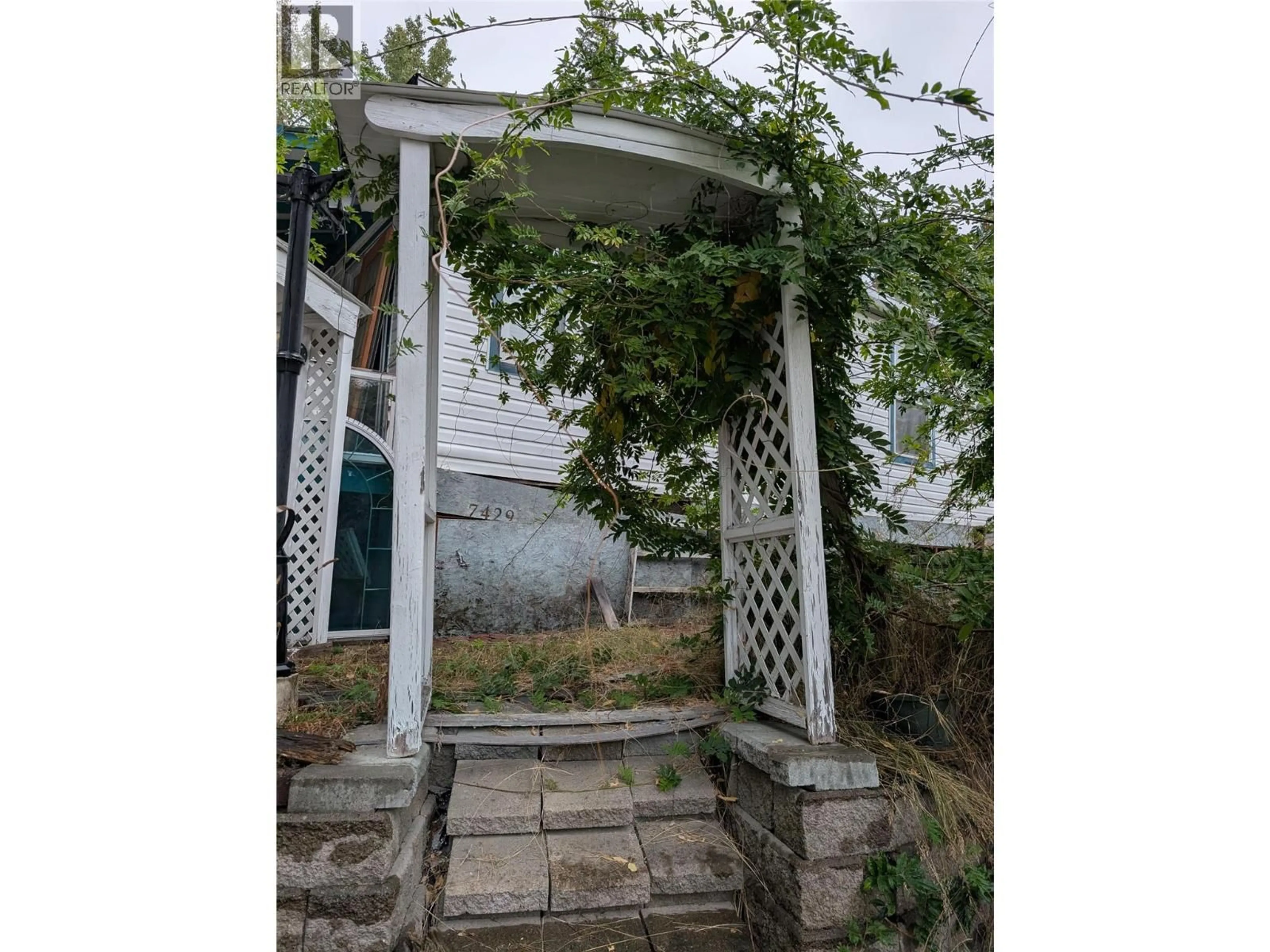 Unknown for 7429 STAMPEDE TRAIL, Anglemont British Columbia V0E1M8