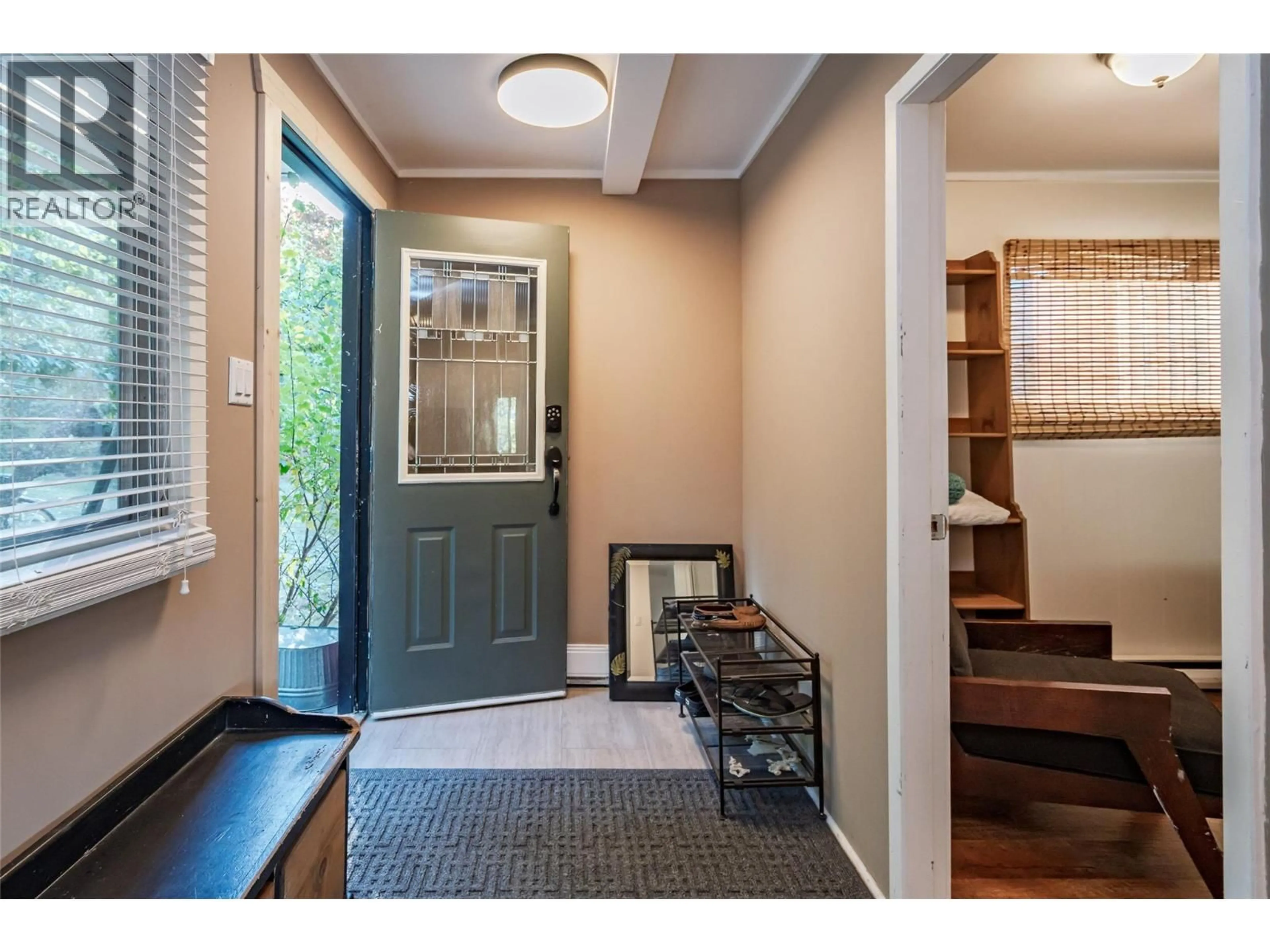 Indoor entryway for 7635 ROSS ROAD, Nelson British Columbia V1L6R5