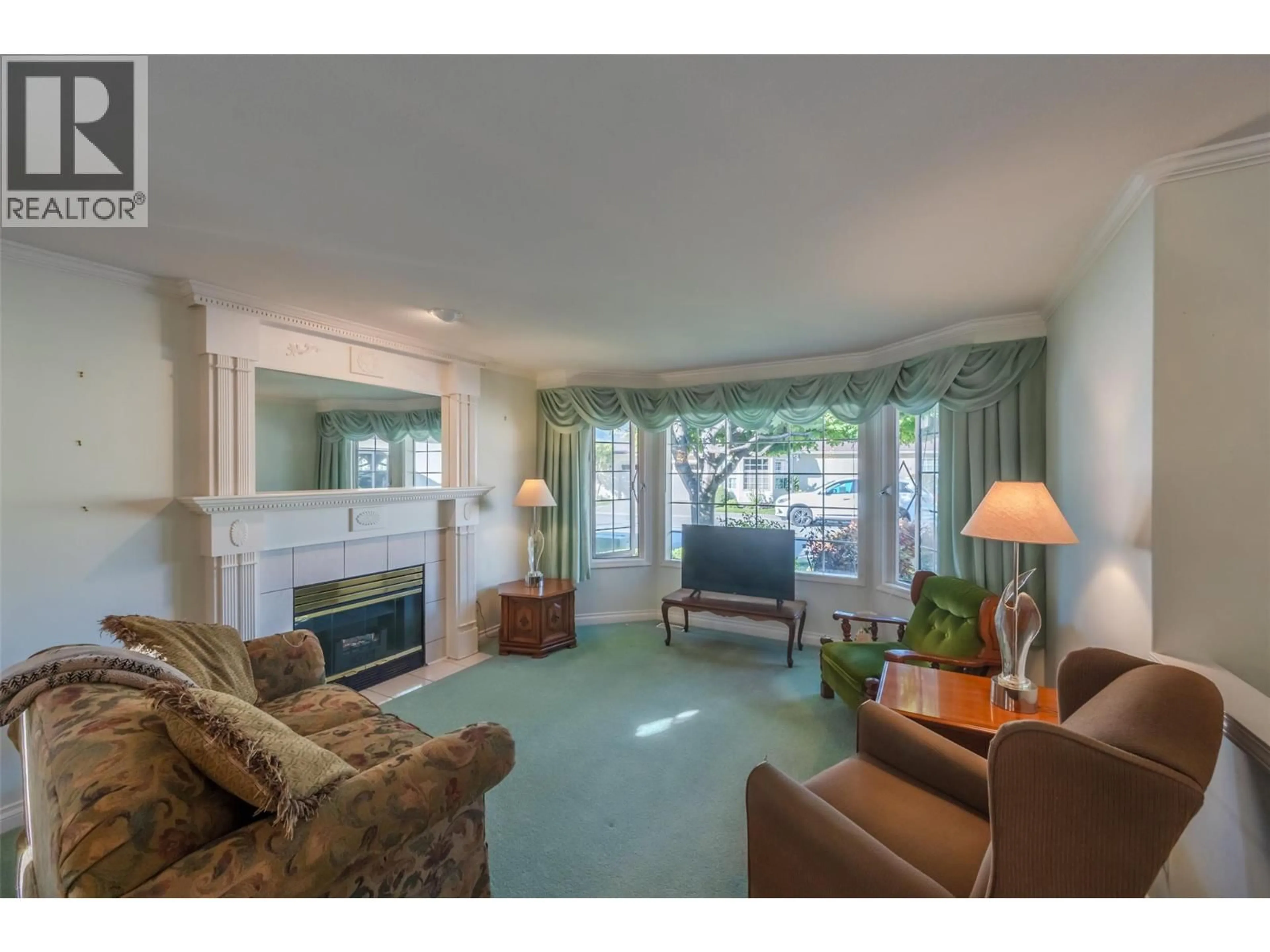Living room with furniture, unknown for 53 - 3333 SOUTH MAIN STREET, Penticton British Columbia V2A8J8