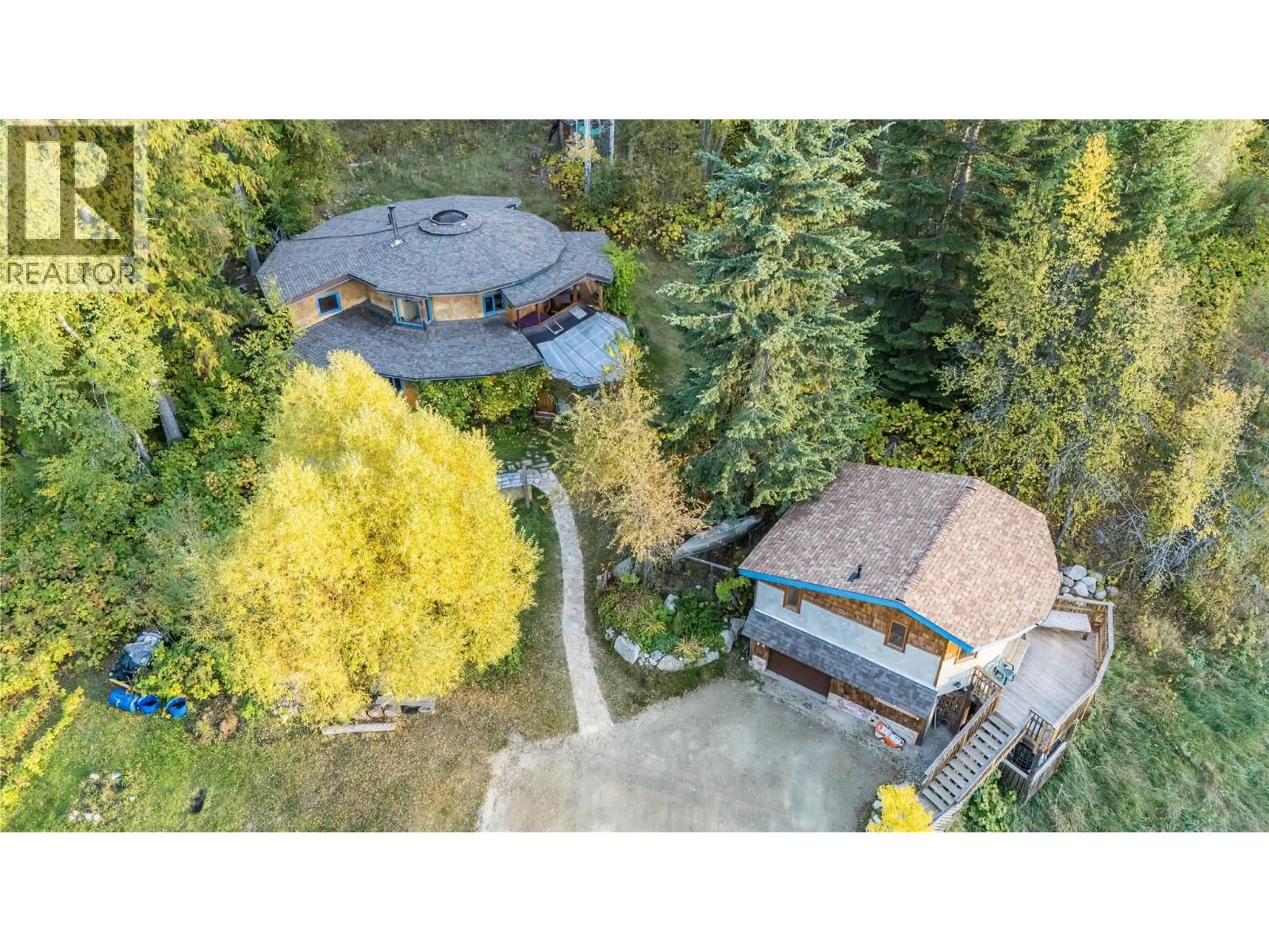 A pic from outside/outdoor area/front of a property/back of a property/a pic from drone, unknown for 2129 SVOBODA ROAD, Nelson British Columbia V1L3V3