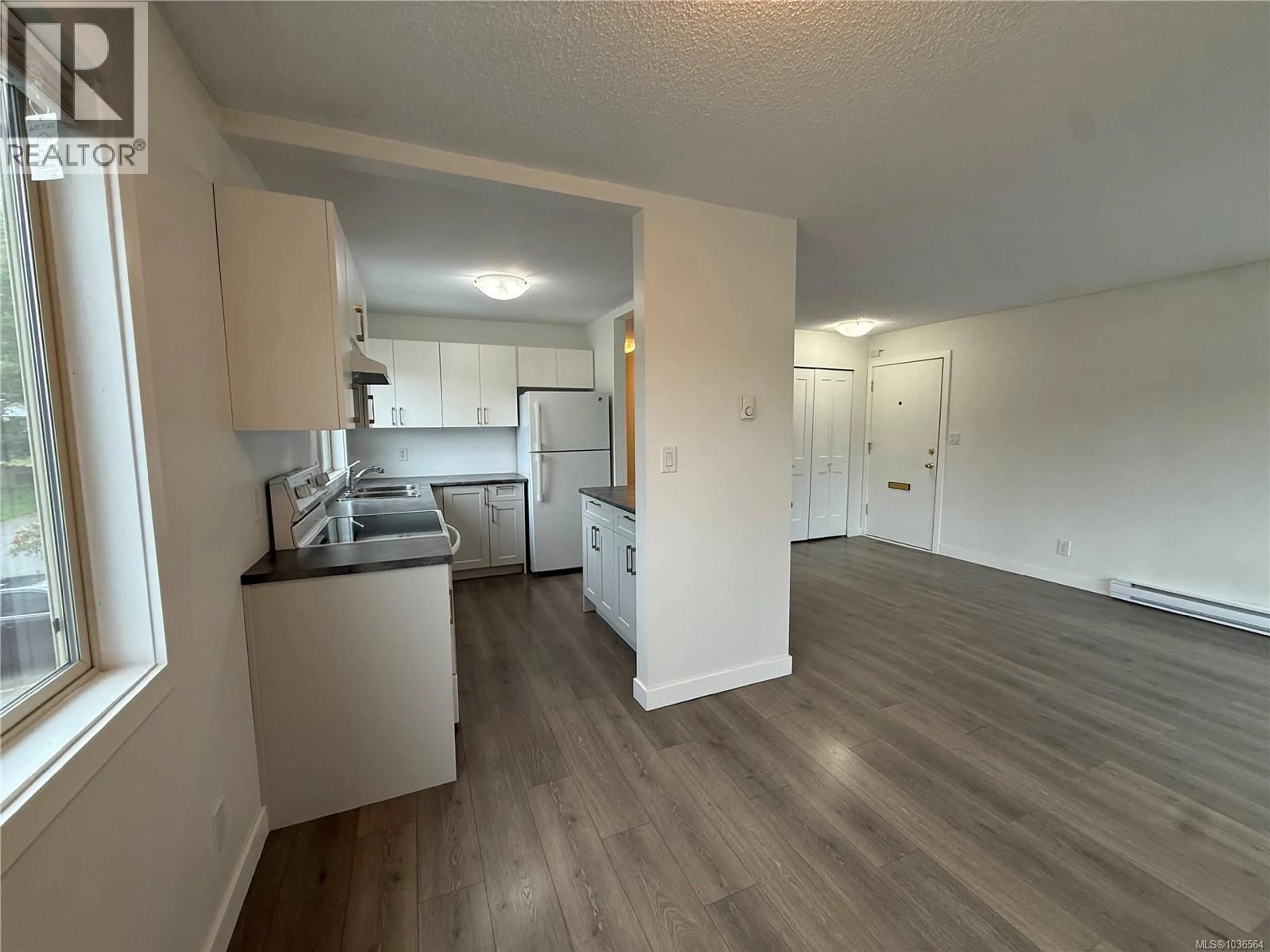 A pic of a room for 5 - 7077 HIGHLAND DRIVE, Port Hardy British Columbia V0N2P0