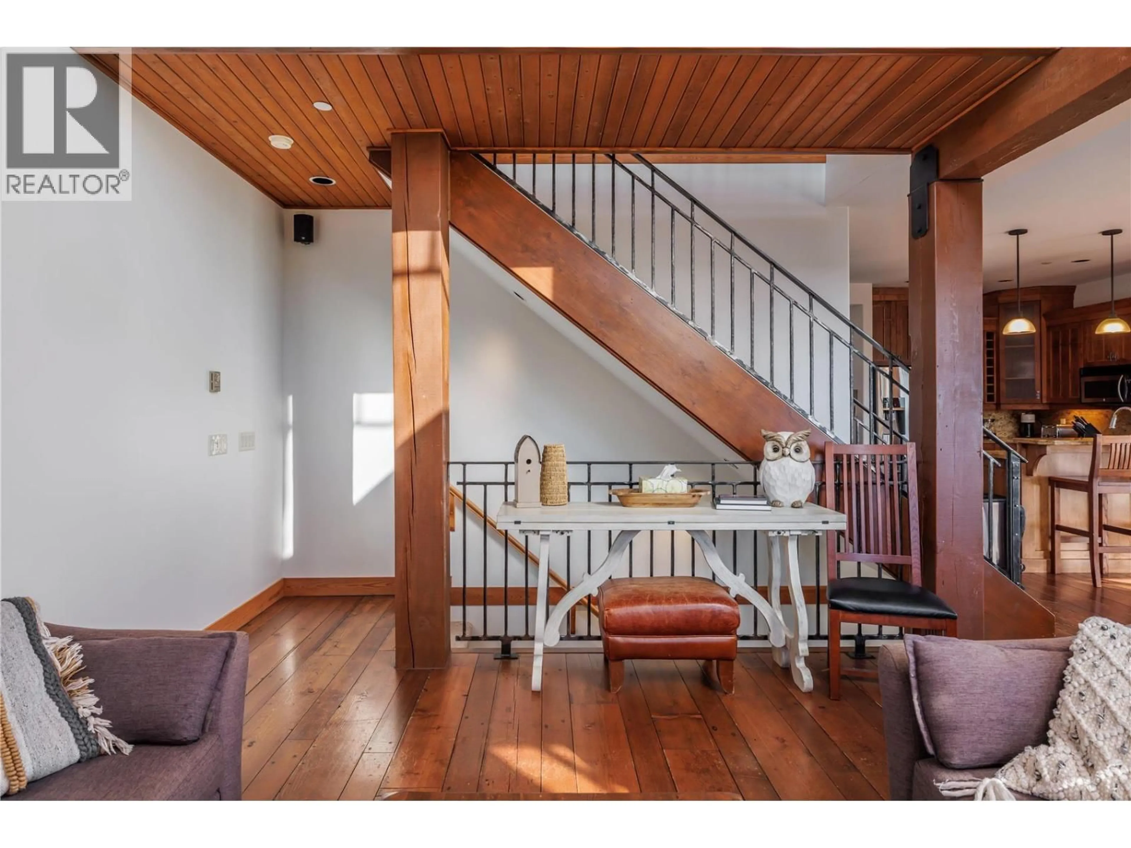 Indoor entryway for 372 ROCKRIDGE ROAD, Big White British Columbia V1P1P3