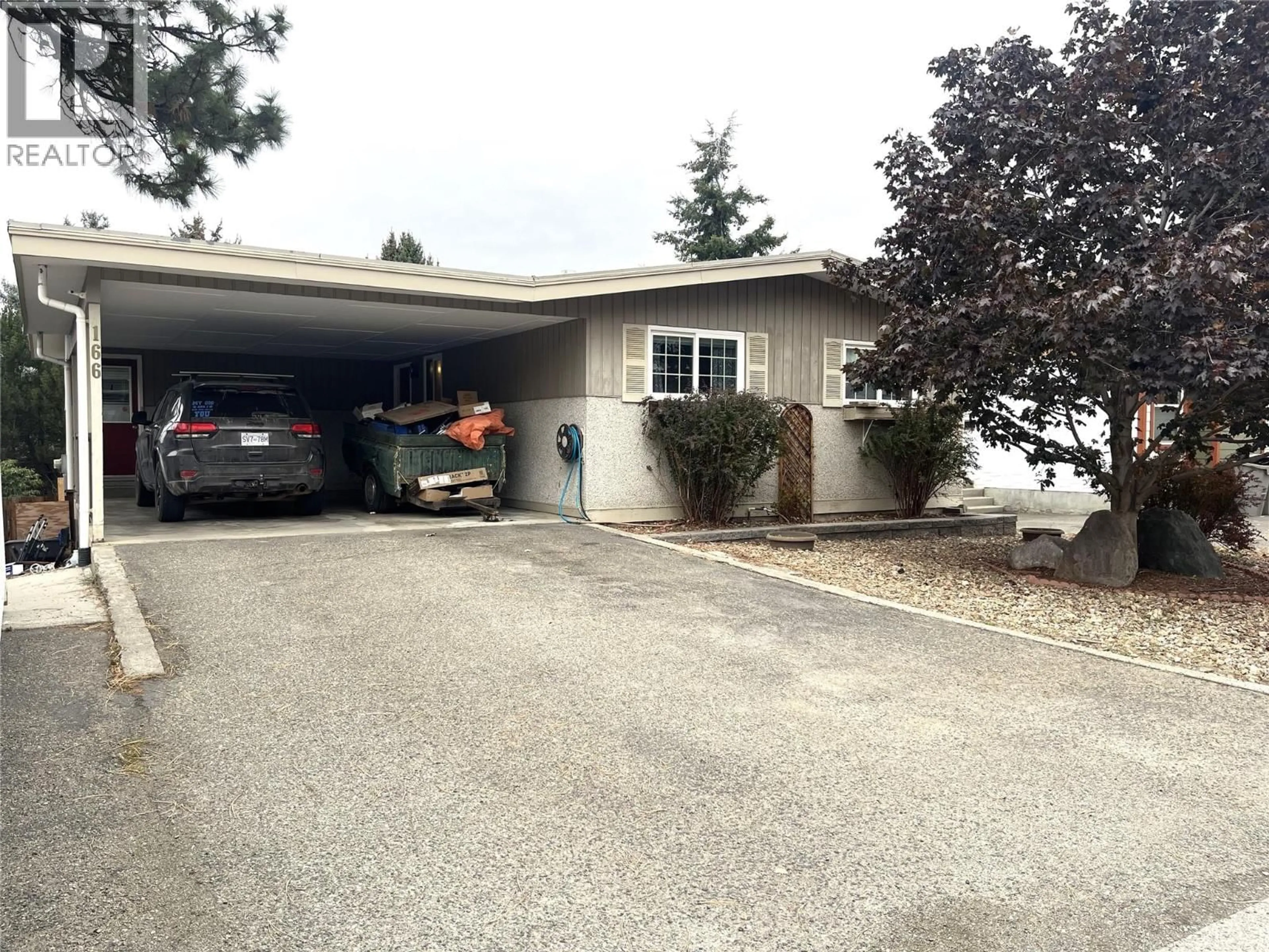 Indoor garage for 166 ROBSON DRIVE, Kamloops British Columbia V2E1W1