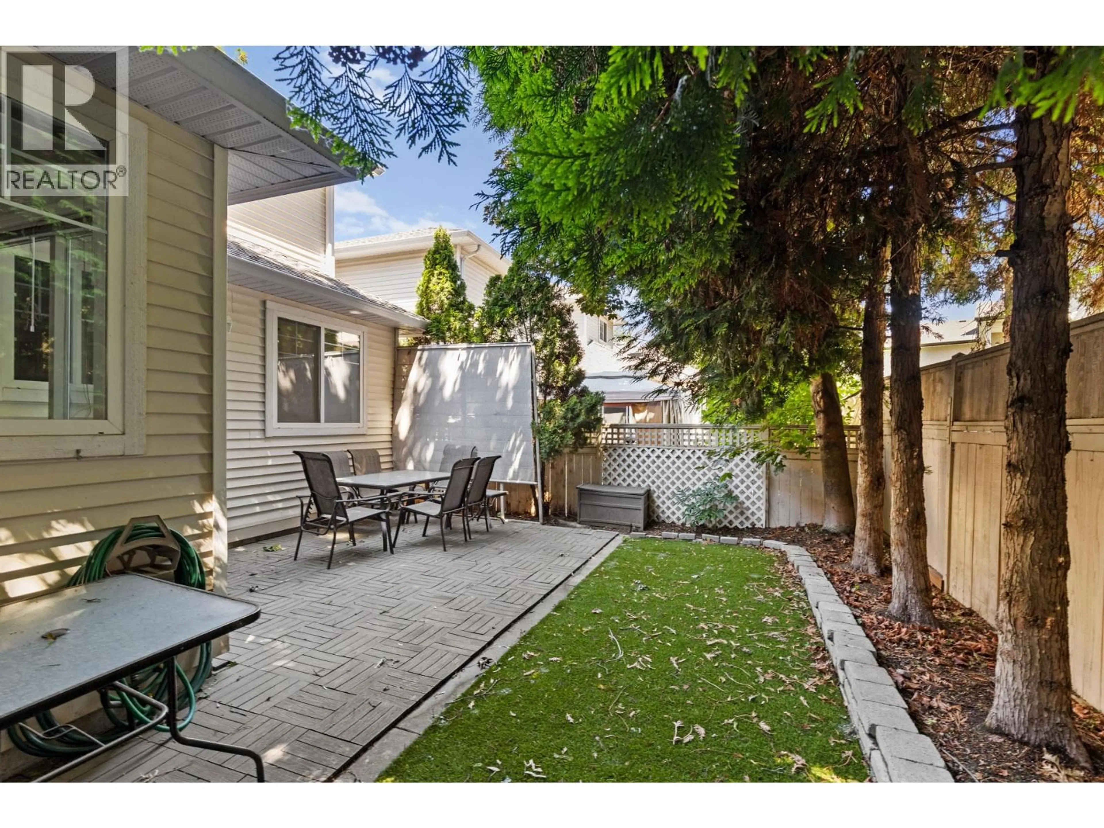 Patio, street for 383 - 665 COOK ROAD, Kelowna British Columbia V1W4T4