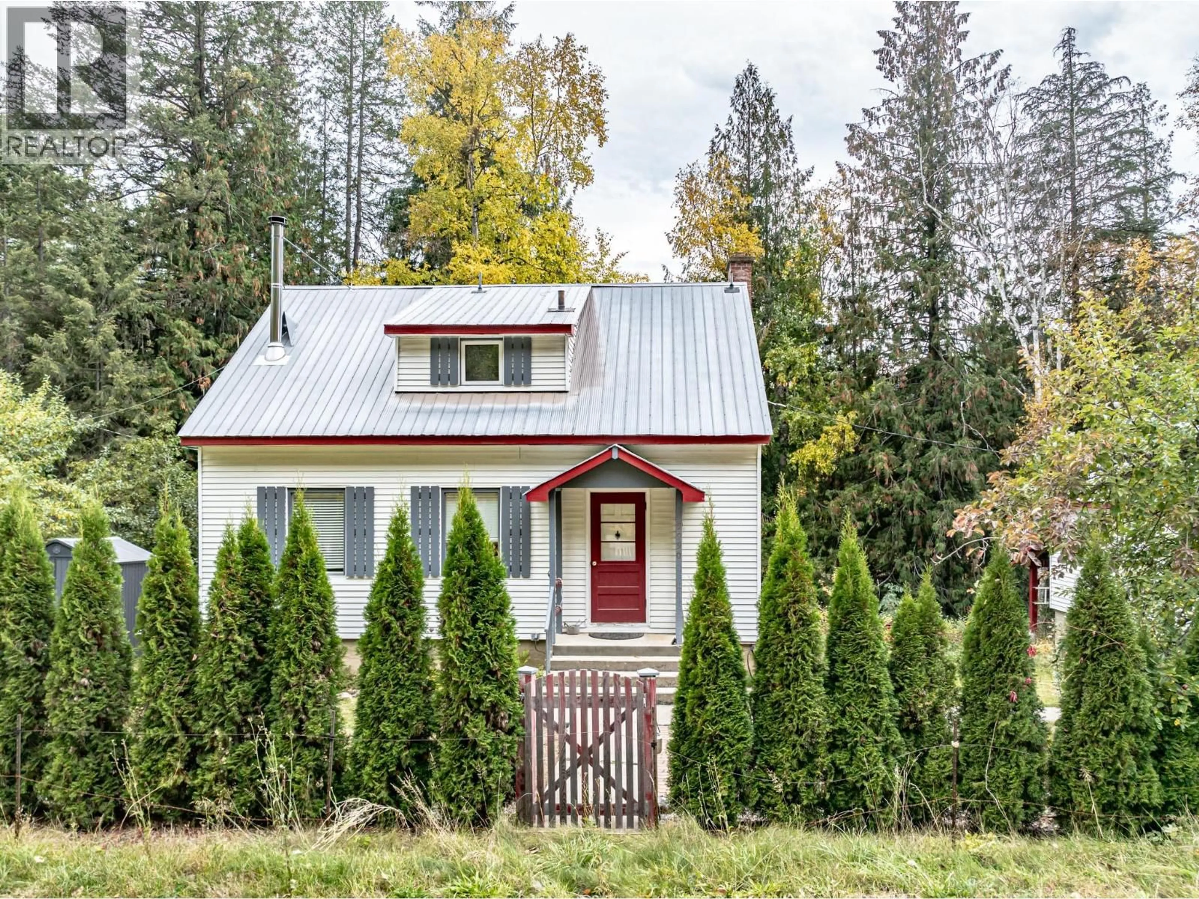 Shed for 9990 HIGHWAY 6 OTHER, Nelway British Columbia V0G1Z0