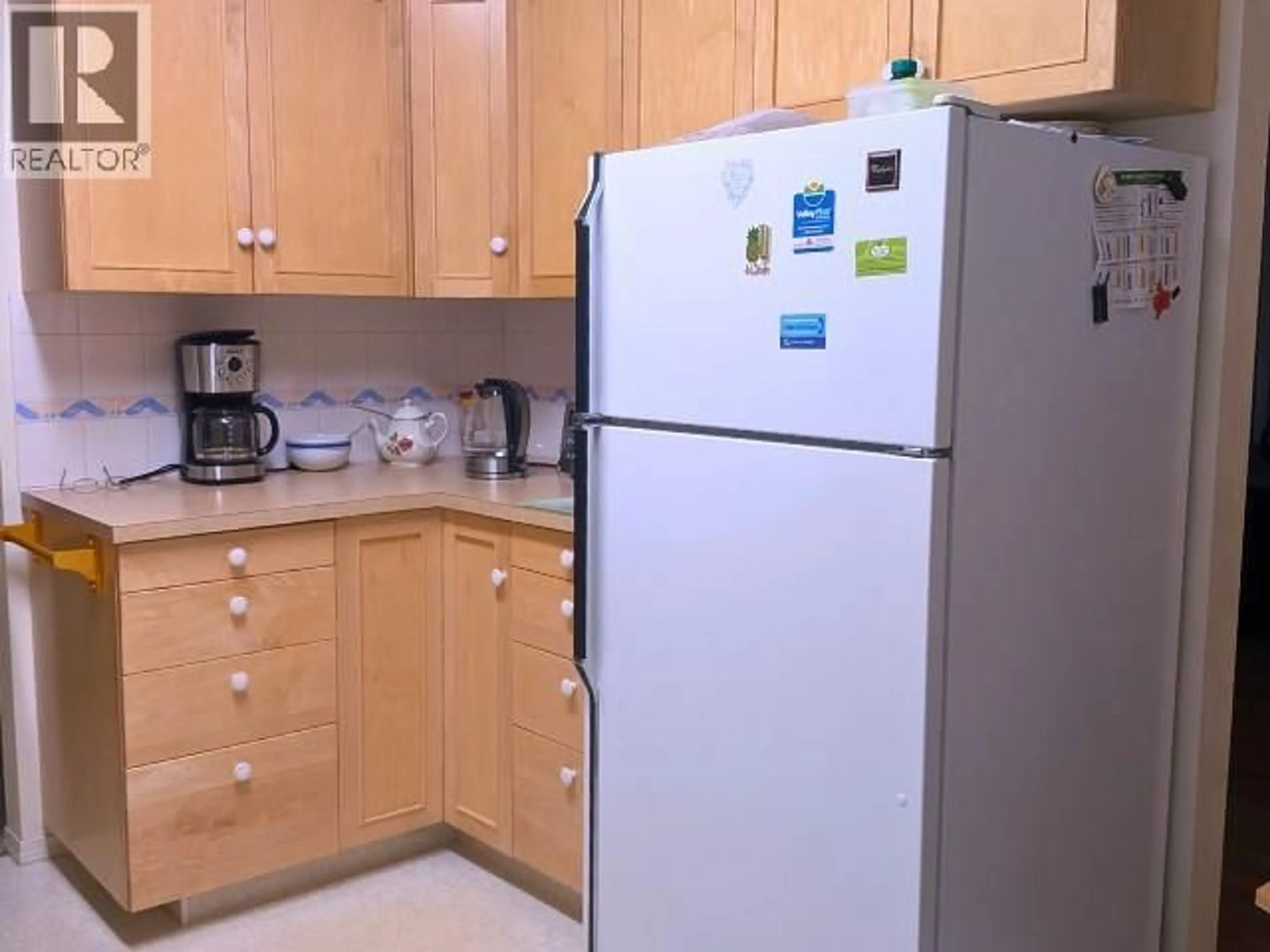 Standard kitchen, unknown for 5828 COLUMBIA STREET, Oliver British Columbia V0H1T0