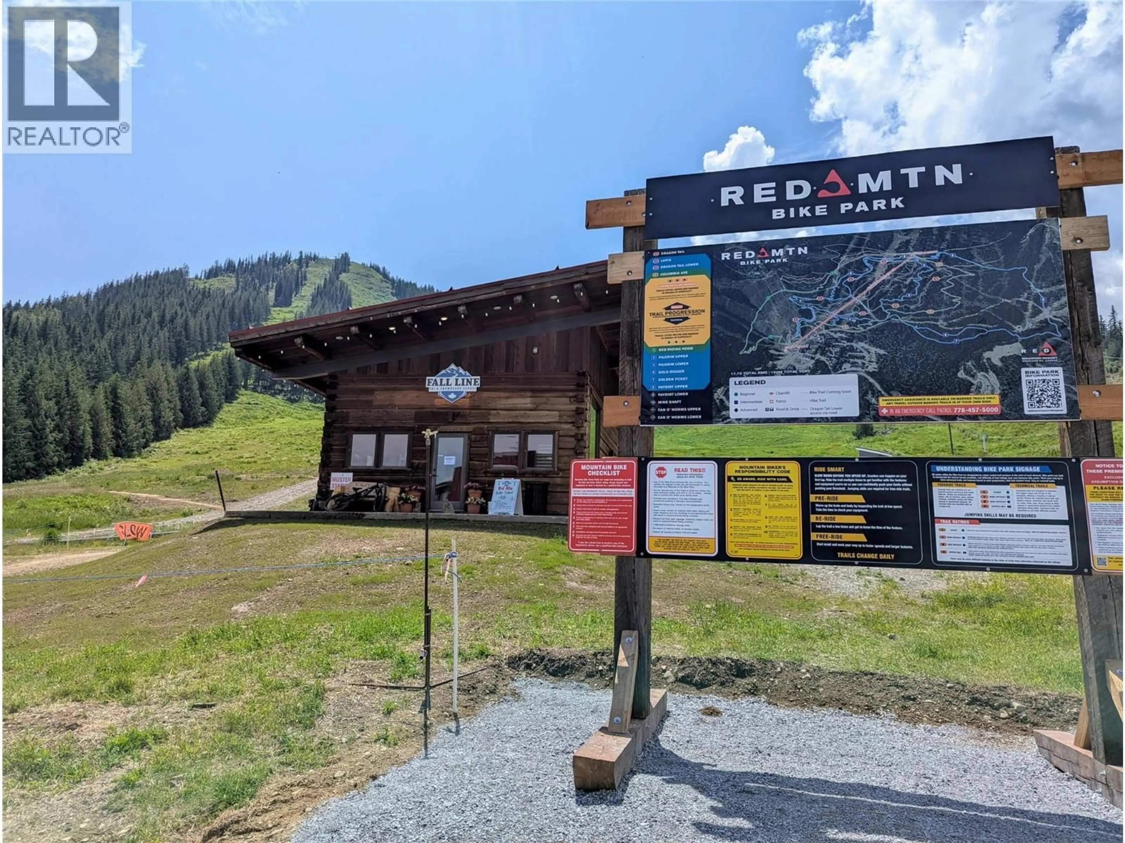 A pic from outside/outdoor area/front of a property/back of a property/a pic from drone, mountain view for 123 - 4280 RED MOUNTAIN ROAD, Rossland British Columbia V0G1Y0