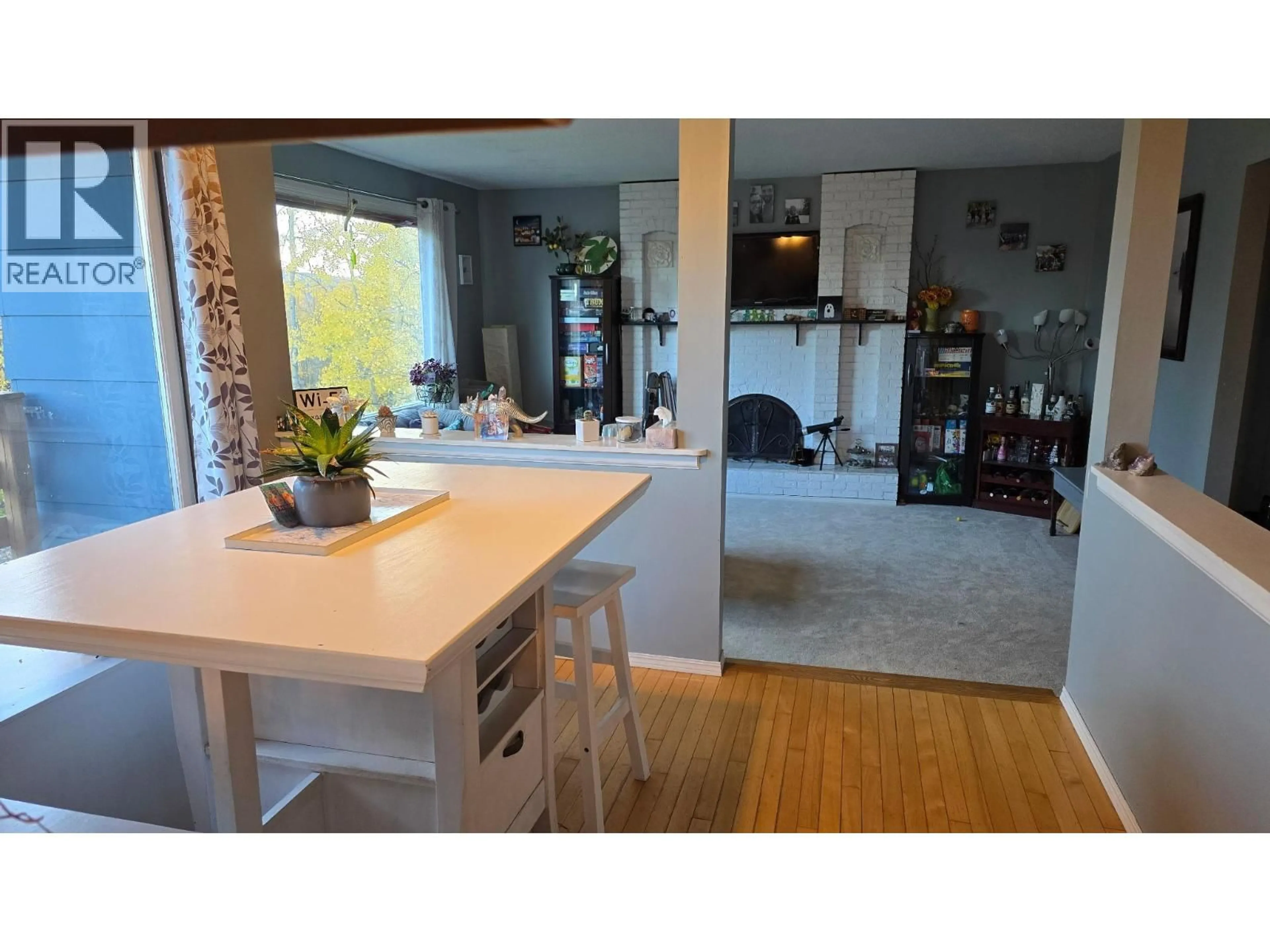 Open concept kitchen, unknown for 6104 KURJATA ROAD, Chetwynd British Columbia V0C1J0