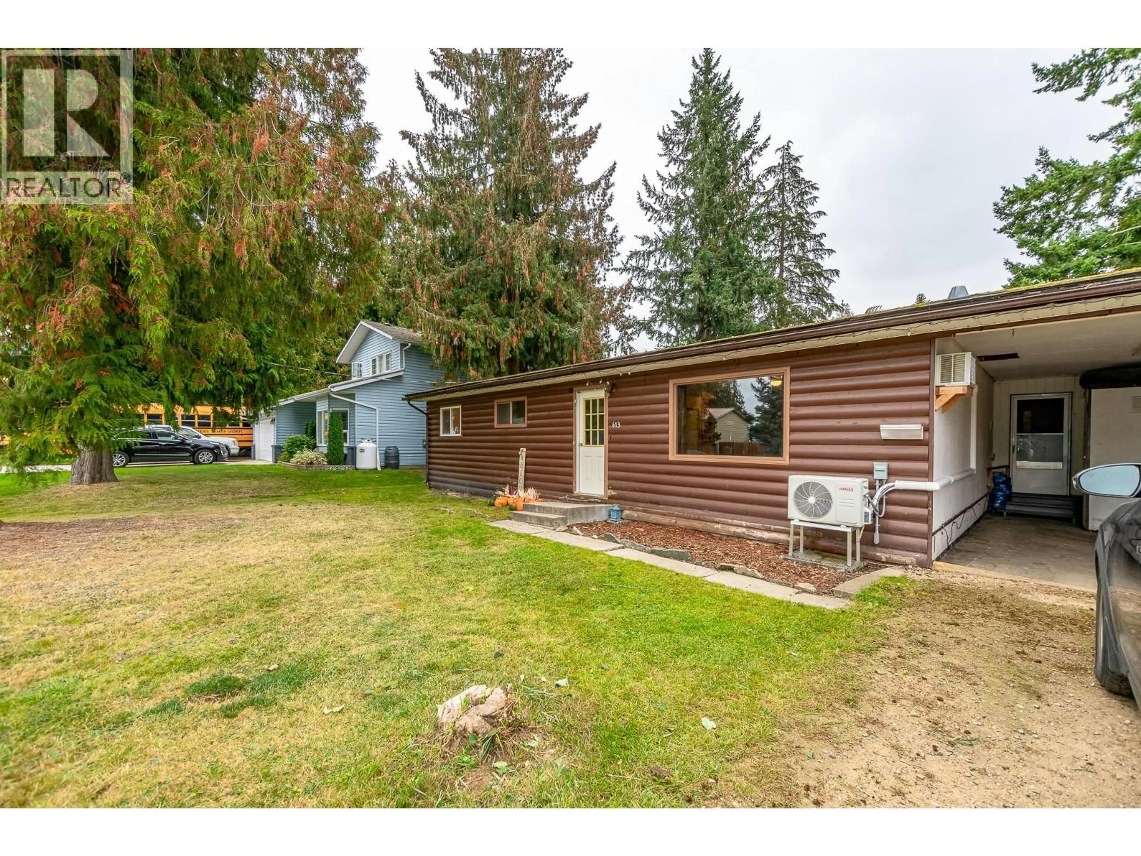Unknown for 613 PINE STREET, Sicamous British Columbia V0E2V0