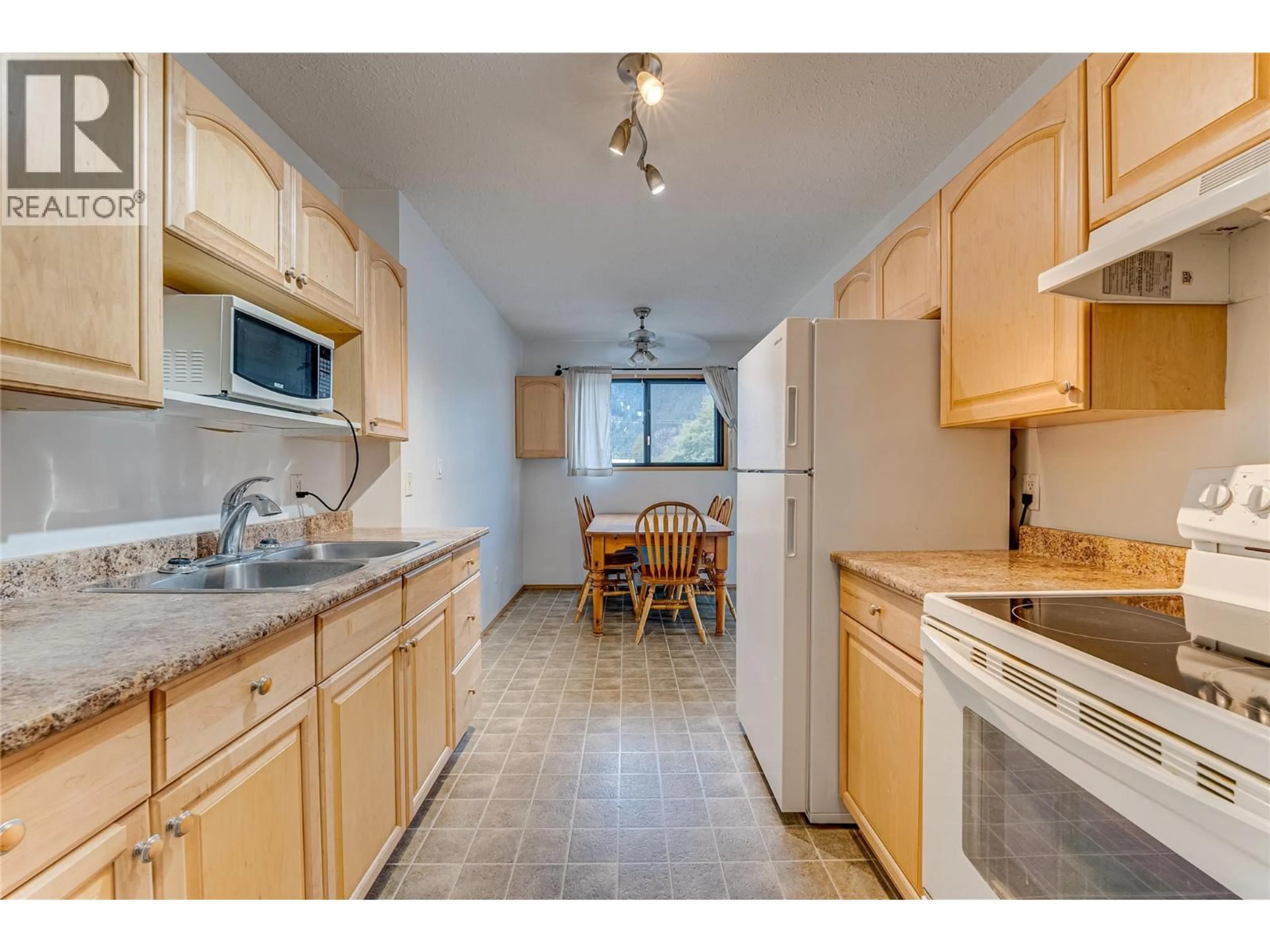 Standard kitchen, unknown for 206 - 409 MAIN STREET, Sicamous British Columbia V0E2V0