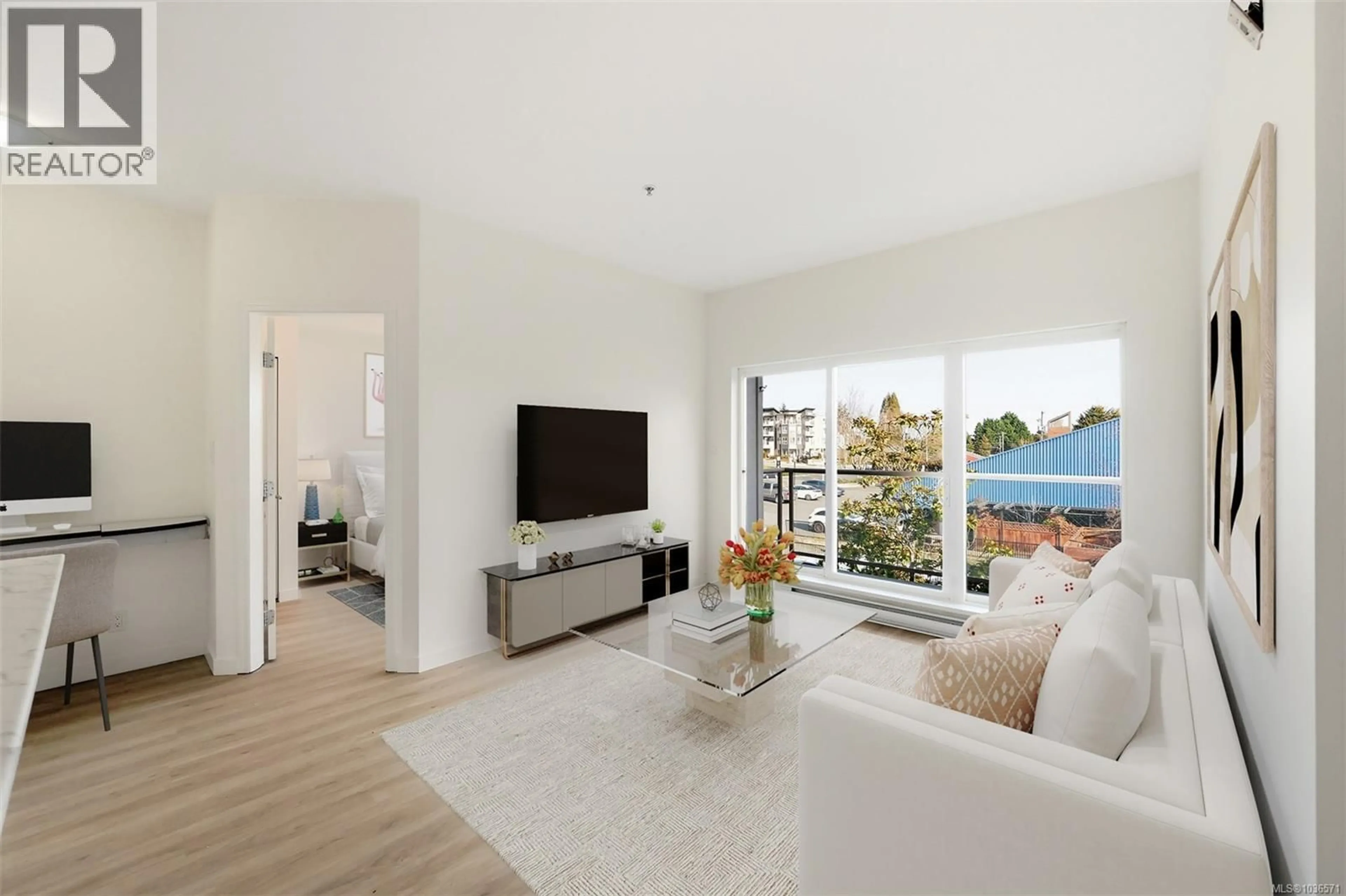 Living room with furniture, unknown for 309 - 1550 CHURCH AVENUE, Saanich British Columbia V8P2H1